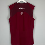 Shop 2005/06 MEXICO TRAINING VEST (L) NIKE, classic football shirts, vintage football shirts & retro soccer jerseys at Cult Kits