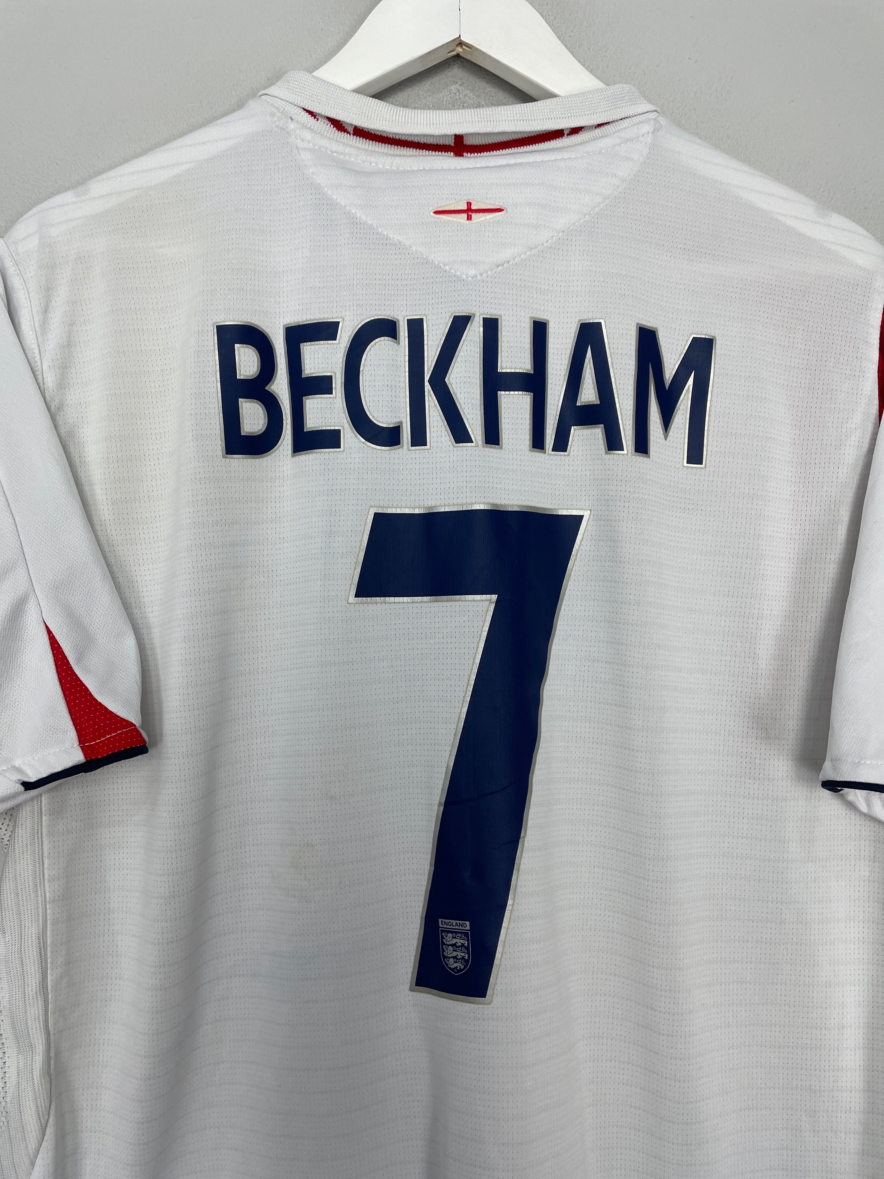 Shop 2005/07 ENGLAND BECKHAM #7 HOME SHIRT (XL) UMBRO, classic football shirts, vintage football shirts & retro soccer jerseys at Cult Kits