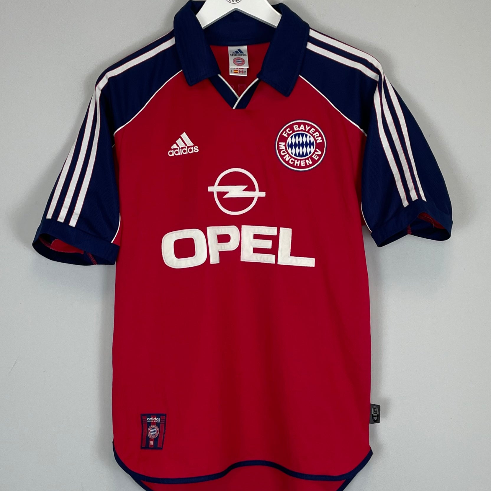 Shop 1999/01 BAYERN MUNICH HOME SHIRT (S) ADIDAS, classic football shirts, vintage football shirts & retro soccer jerseys at Cult Kits