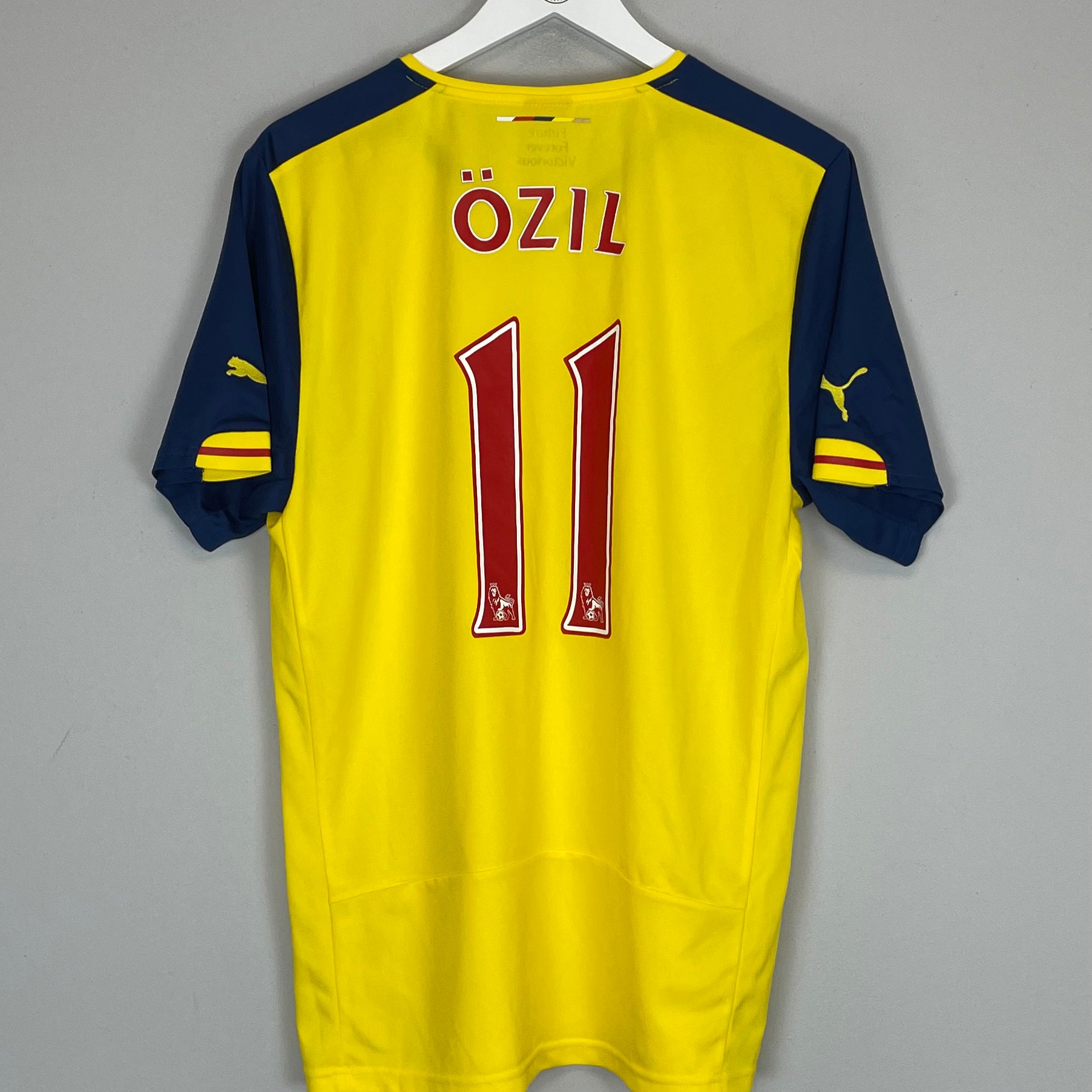 Shop 2014/15 ARSENAL OZIL #11 AWAY SHIRT (L) PUMA, classic football shirts, vintage football shirts & retro soccer jerseys at Cult Kits