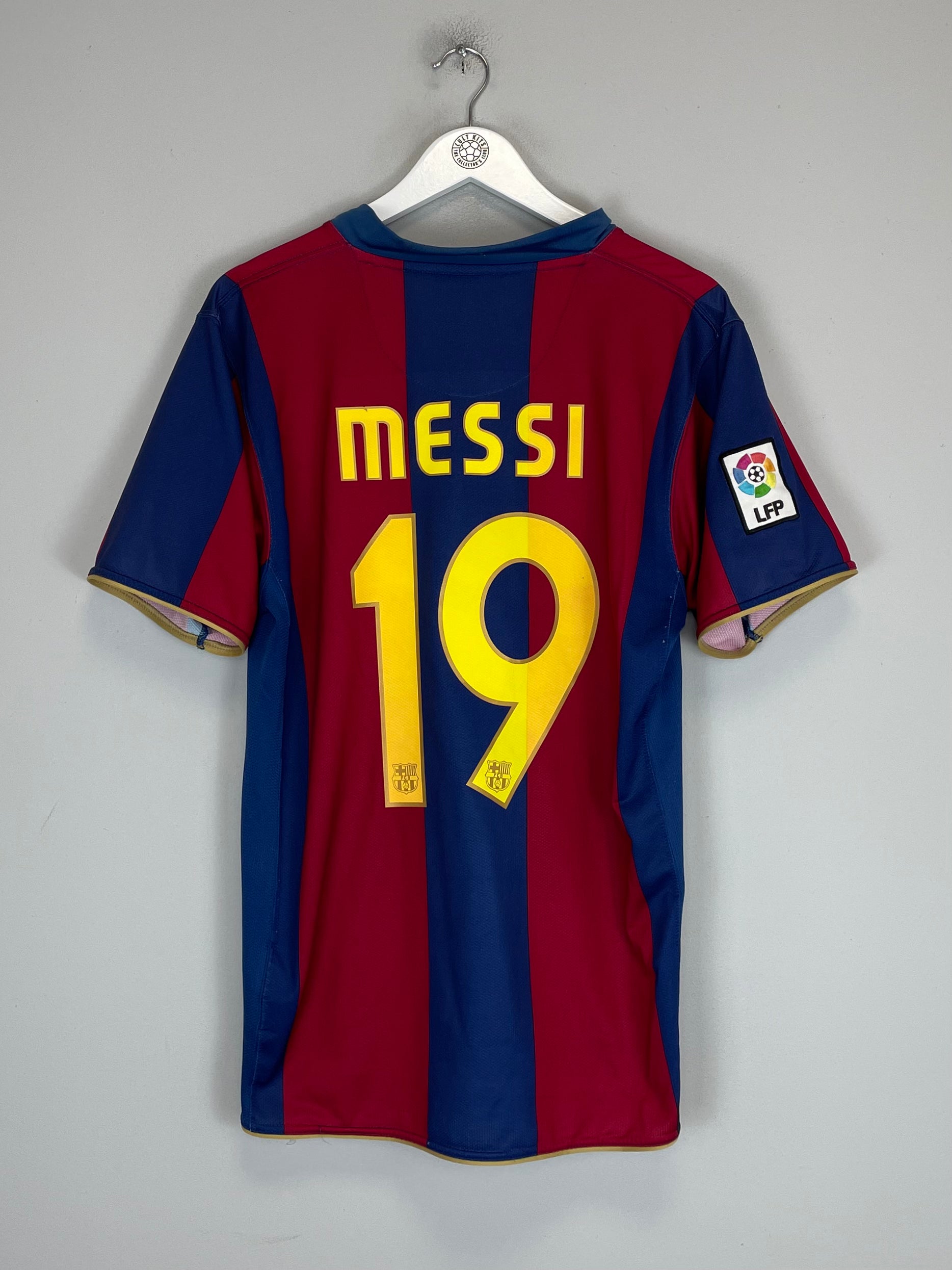 Shop 2007/08 BARCELONA MESSI #19 HOME SHIRT (L) NIKE, classic football shirts, vintage football shirts & retro soccer jerseys at Cult Kits