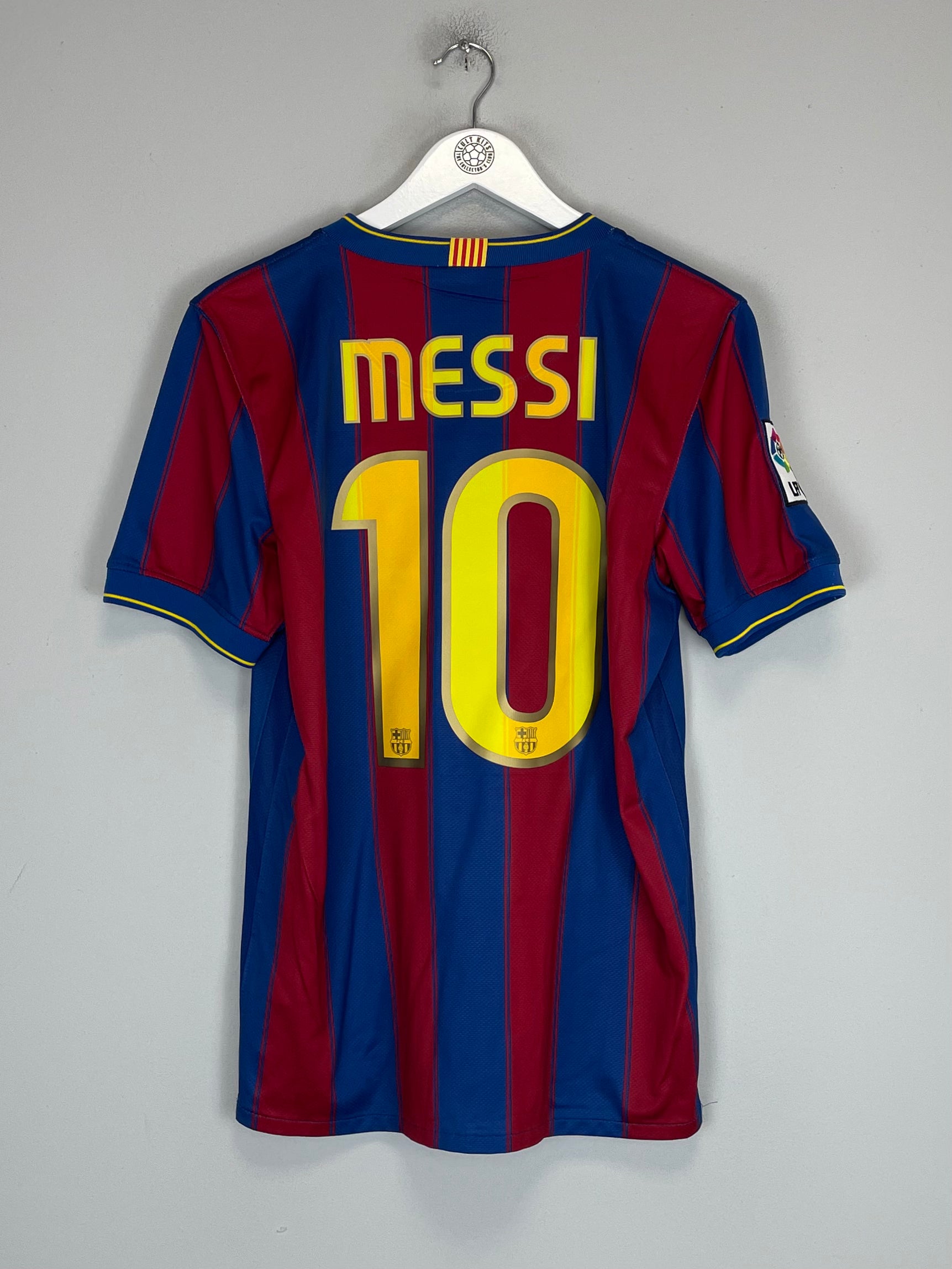 Shop 2009/10 BARCELONA MESSI #10 HOME SHIRT (S) NIKE, classic football shirts, vintage football shirts & retro soccer jerseys at Cult Kits