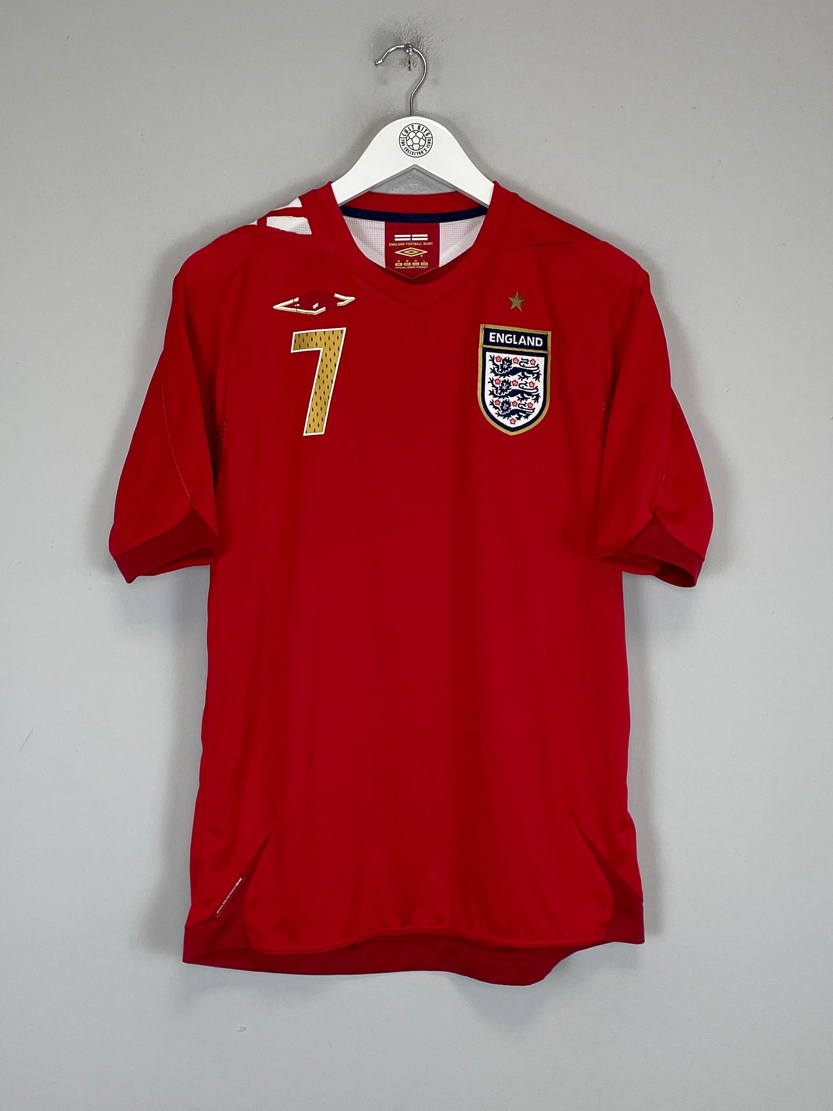 Shop 2006/08 ENGLAND BECKHAM #7 AWAY SHIRT (M) UMBRO, classic football shirts, vintage football shirts & retro soccer jerseys at Cult Kits