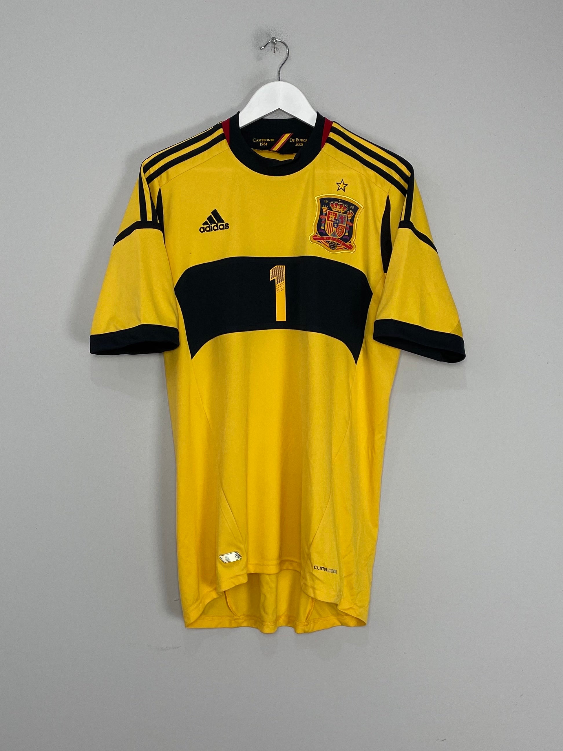 Shop 2012/13 SPAIN CASILLAS #1 GK SHIRT (XL) ADIDAS, classic football shirts, vintage football shirts & retro soccer jerseys at Cult Kits