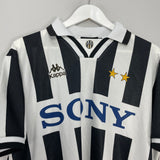 Shop 1995/97 JUVENTUS HOME SHIRT (L) KAPPA, classic football shirts, vintage football shirts & retro soccer jerseys at Cult Kits