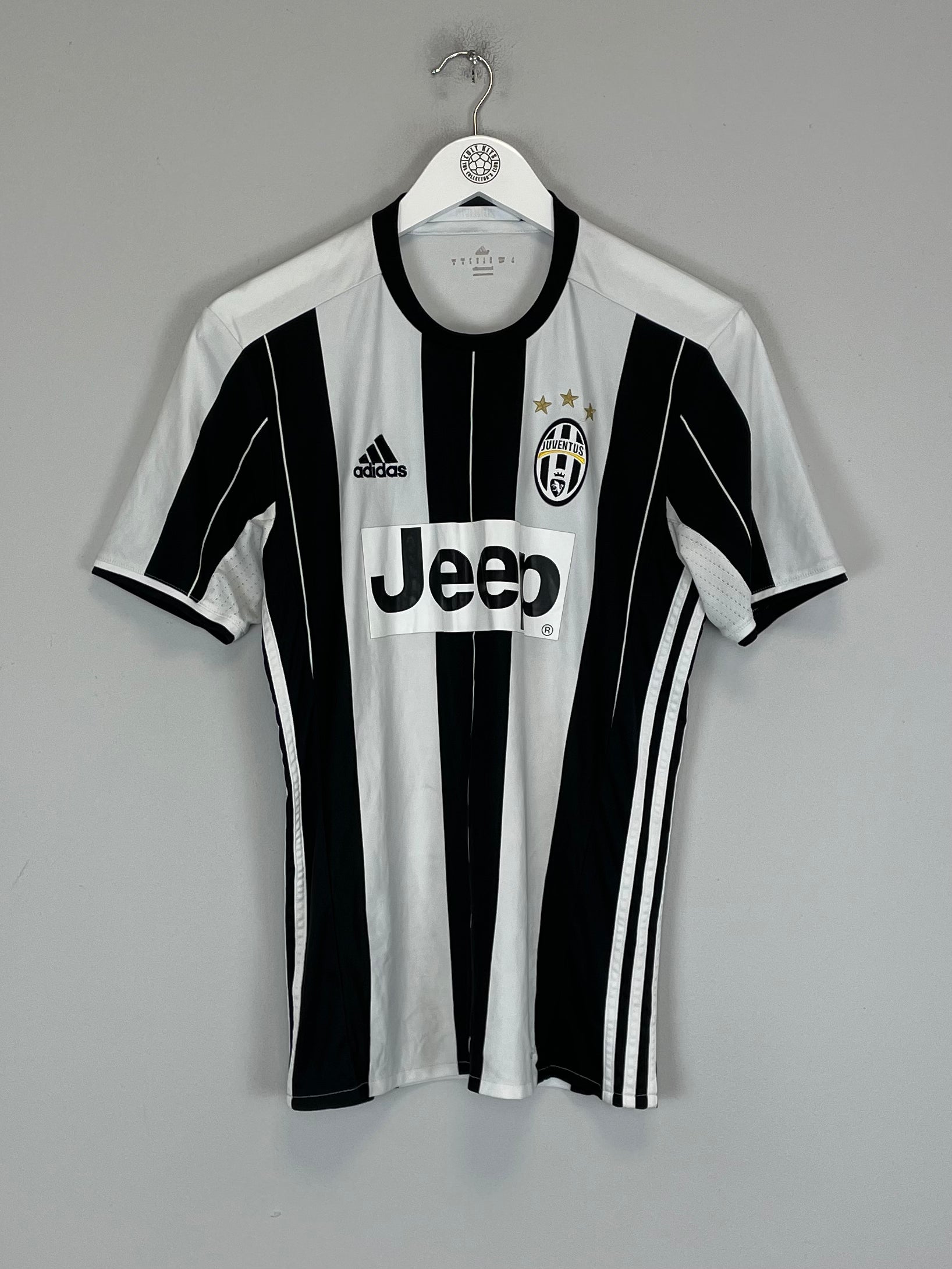 Shop 2016/17 JUVENTUS HOME SHIRT (S) NIKE, classic football shirts, vintage football shirts & retro soccer jerseys at Cult Kits