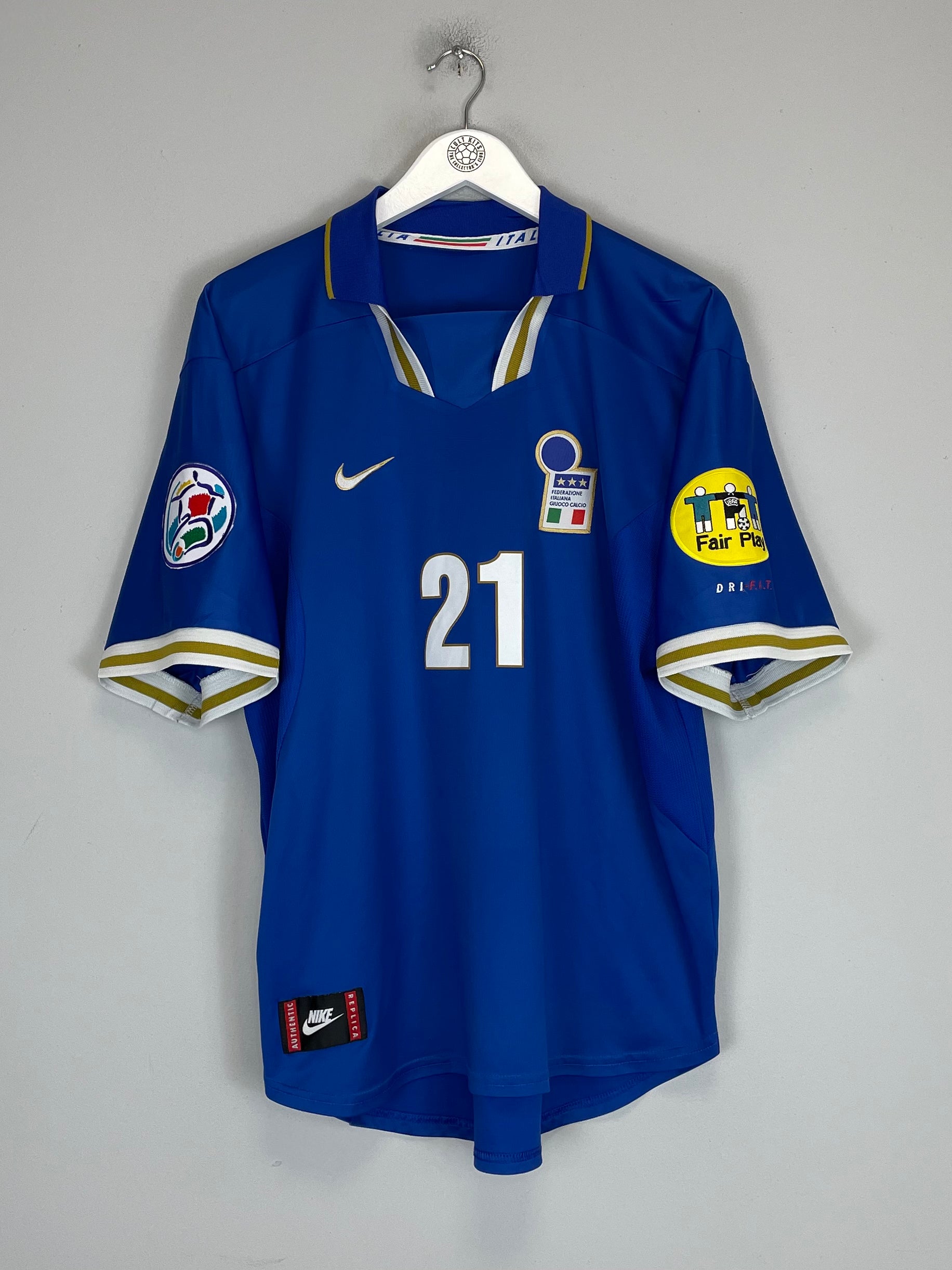 Shop 1996/97 ITALY ZOLA #21 HOME SHIRT (L) NIKE, classic football shirts, vintage football shirts & retro soccer jerseys at Cult Kits