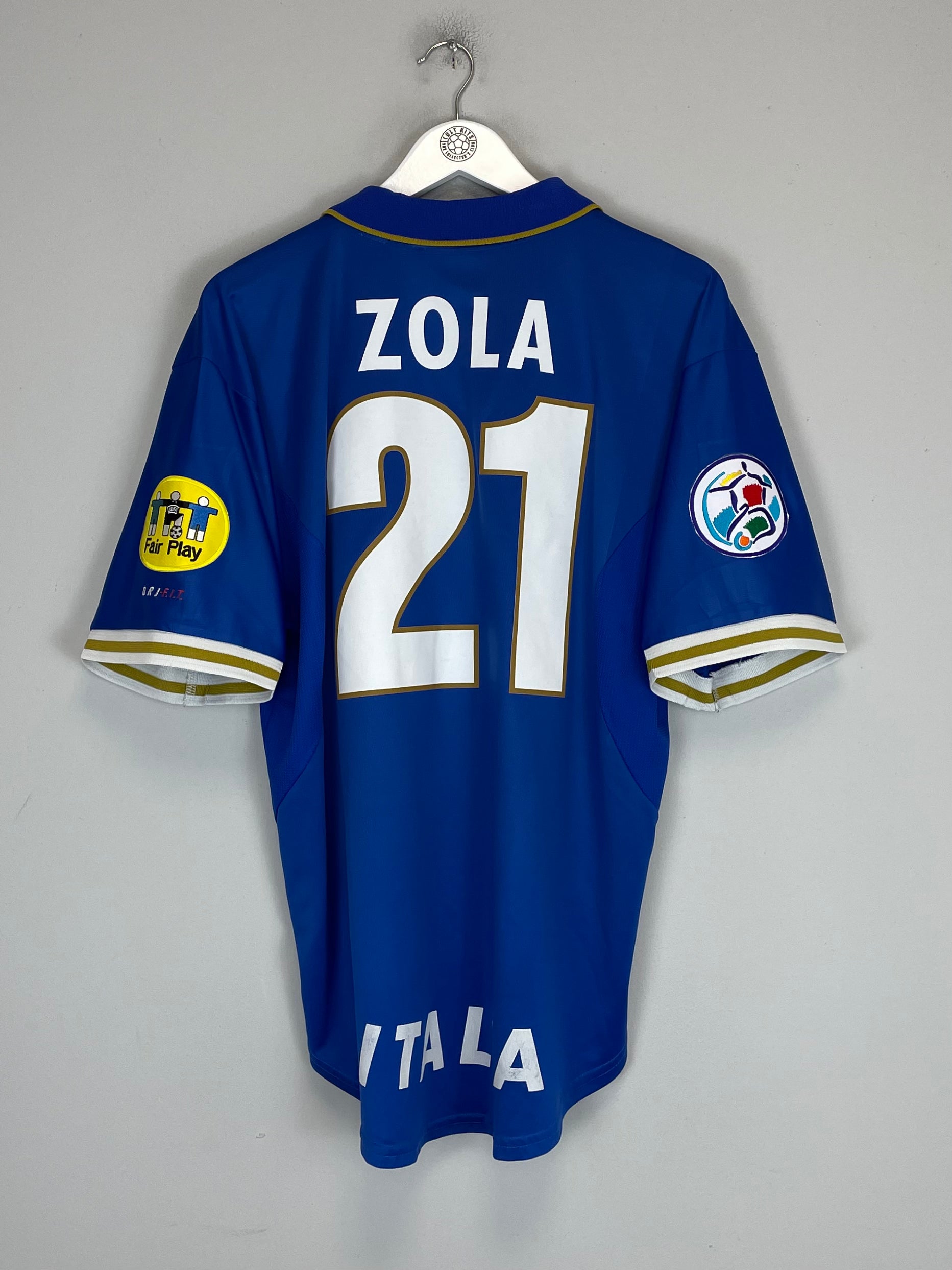Shop 1996/97 ITALY ZOLA #21 HOME SHIRT (L) NIKE, classic football shirts, vintage football shirts & retro soccer jerseys at Cult Kits