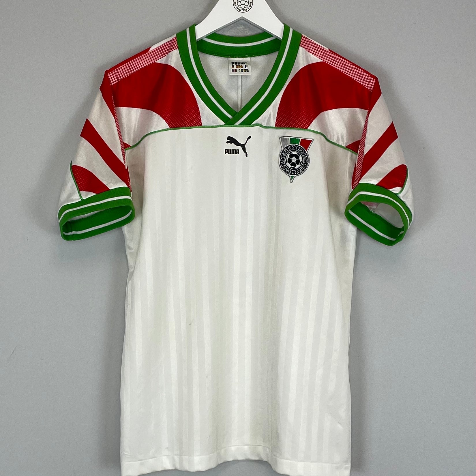 Shop 1995/96 BULGARIA #8 HOME SHIRT (M) PUMA, classic football shirts, vintage football shirts & retro soccer jerseys at Cult Kits