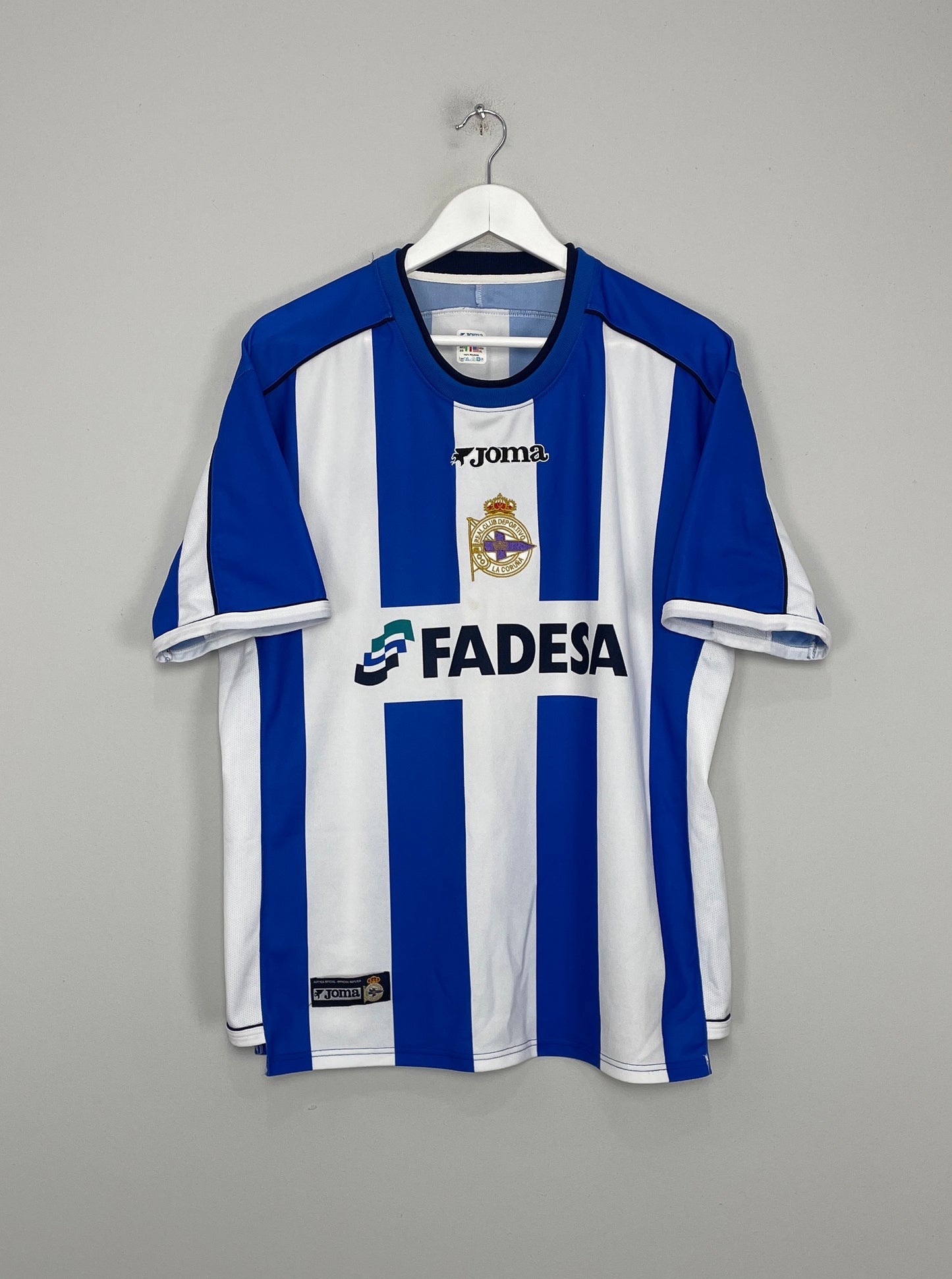 Image of the Deportivo shirt from the 2002/03 season
