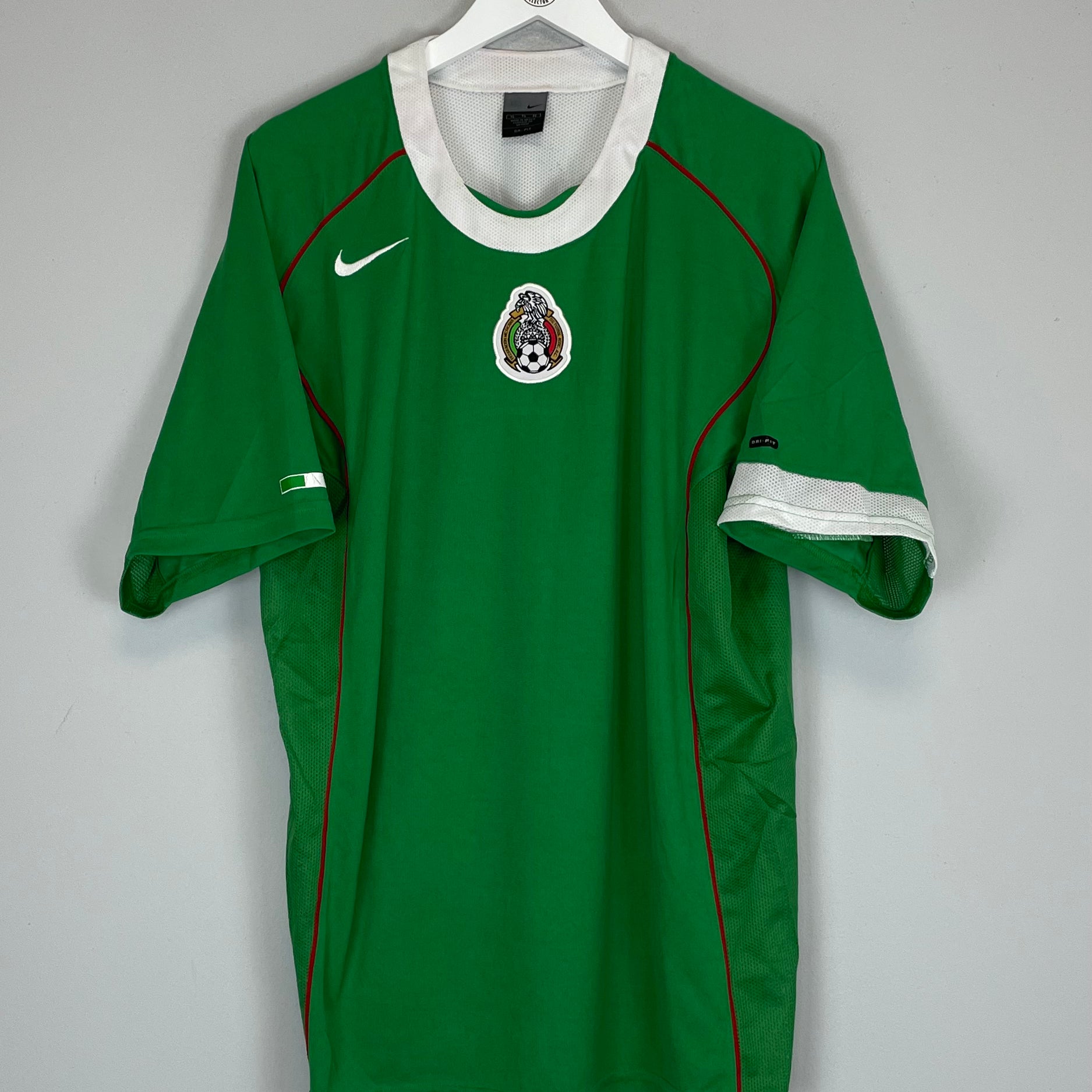 Shop 2004/06 MEXICO HOME SHIRT (XL) NIKE, classic football shirts, vintage football shirts & retro soccer jerseys at Cult Kits