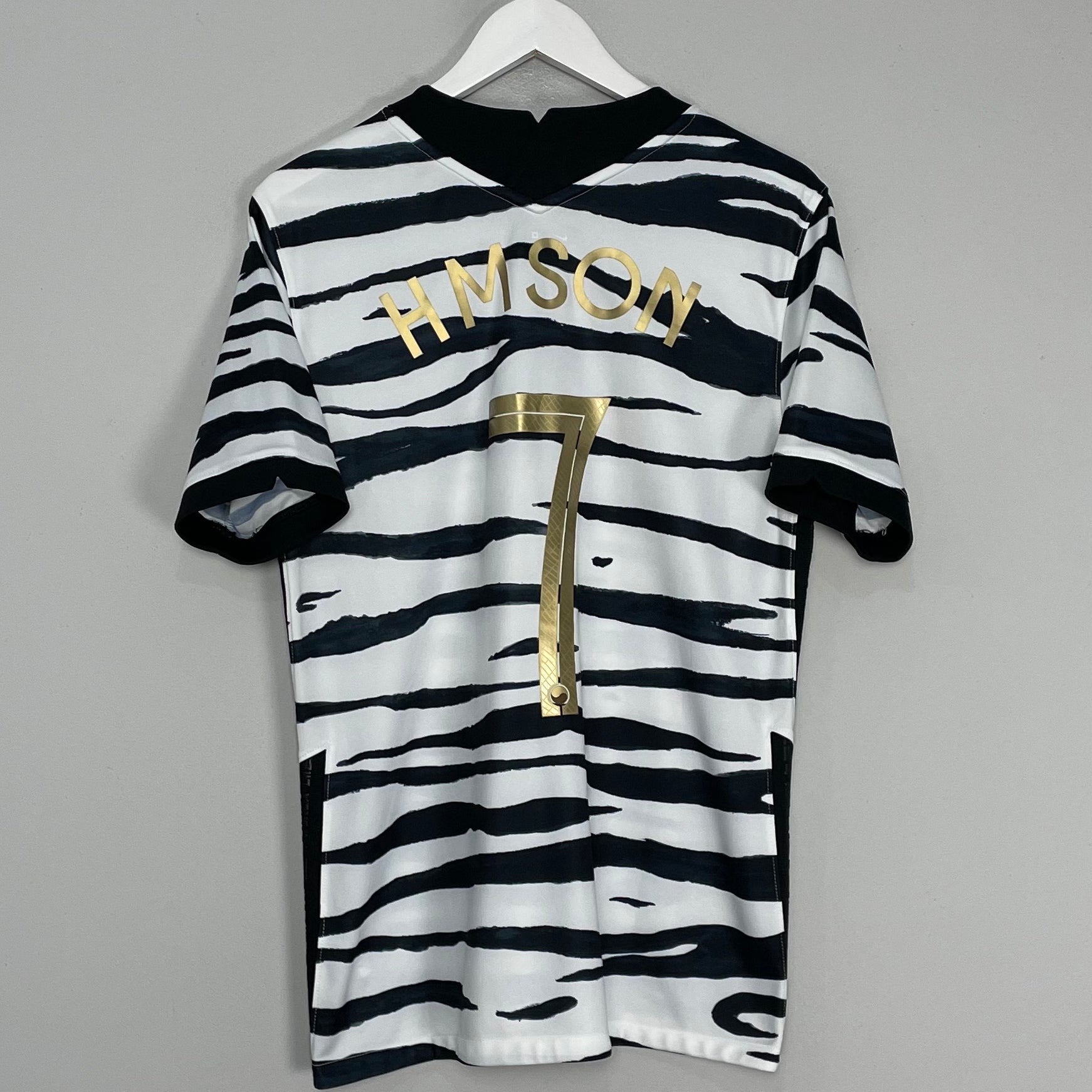 Shop 2020/21 SOUTH KOREA H.M SON #7 AWAY SHIRT (M) NIKE, classic football shirts, vintage football shirts & retro soccer jerseys at Cult Kits