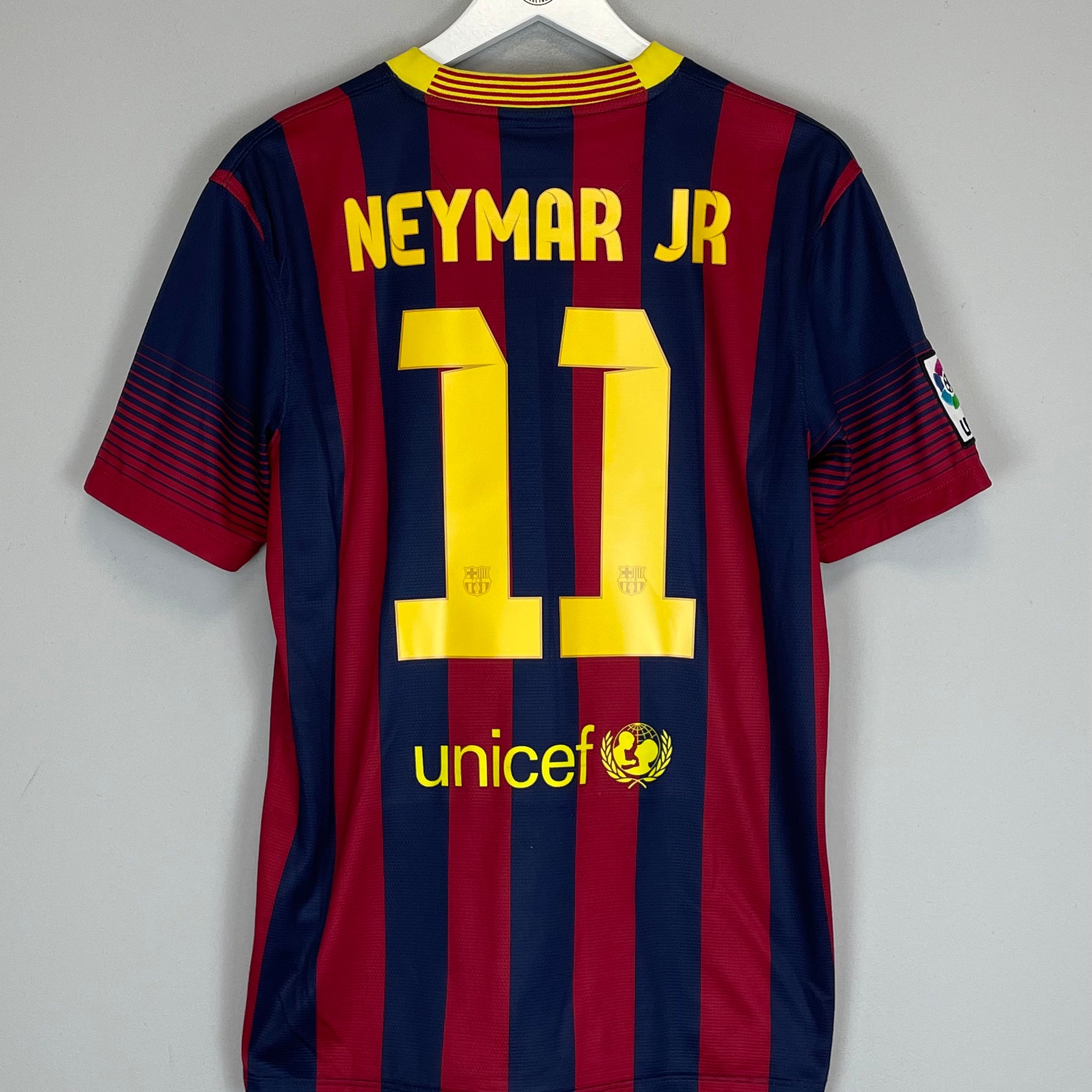Shop 2013/14 BARCELONA NEYMAR JR #11 HOME SHIRT (M) NIKE, classic football shirts, vintage football shirts & retro soccer jerseys at Cult Kits