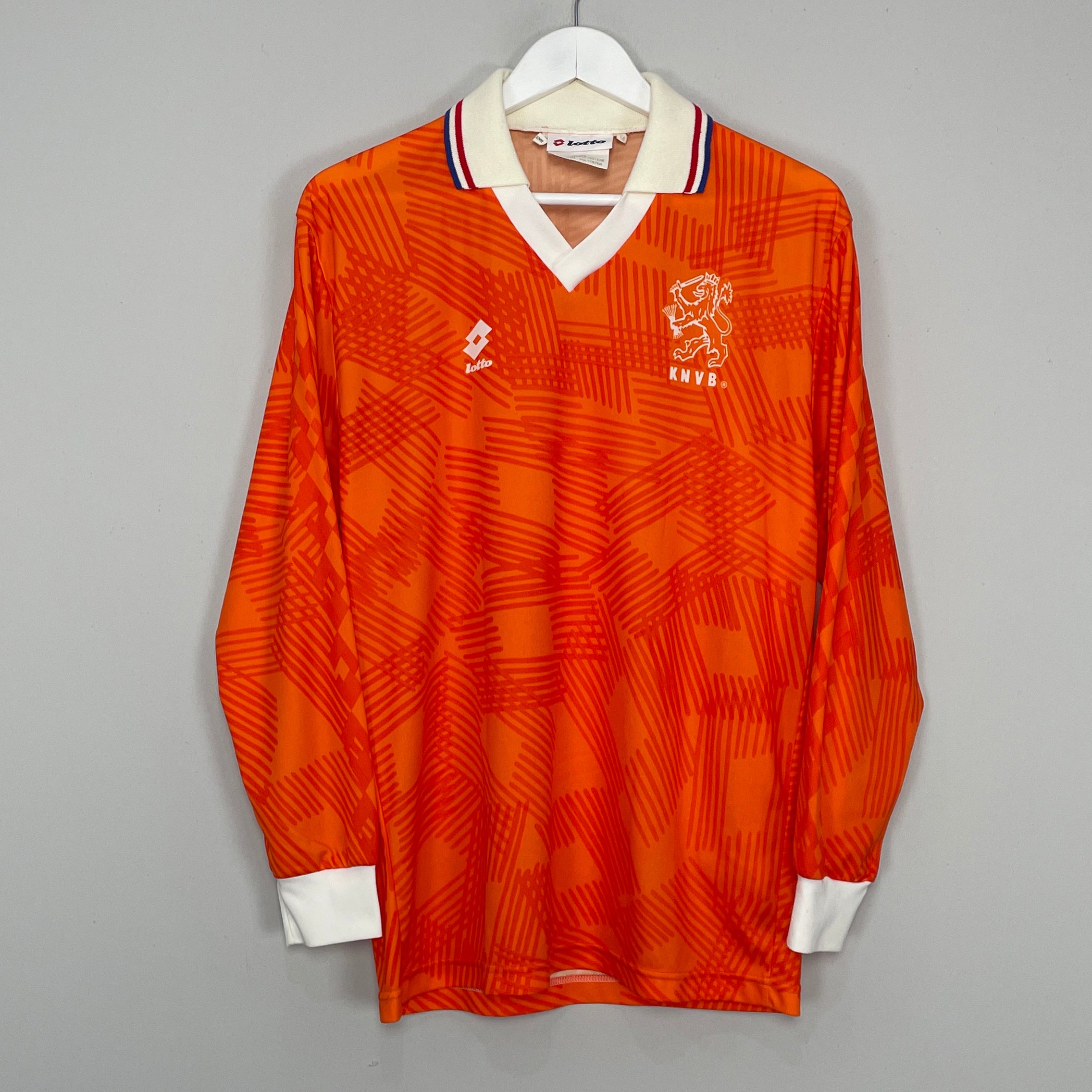 Shop 1992/93 NETHERLANDS L/S HOME SHIRT (M) LOTTO, classic football shirts, vintage football shirts & retro soccer jerseys at Cult Kits