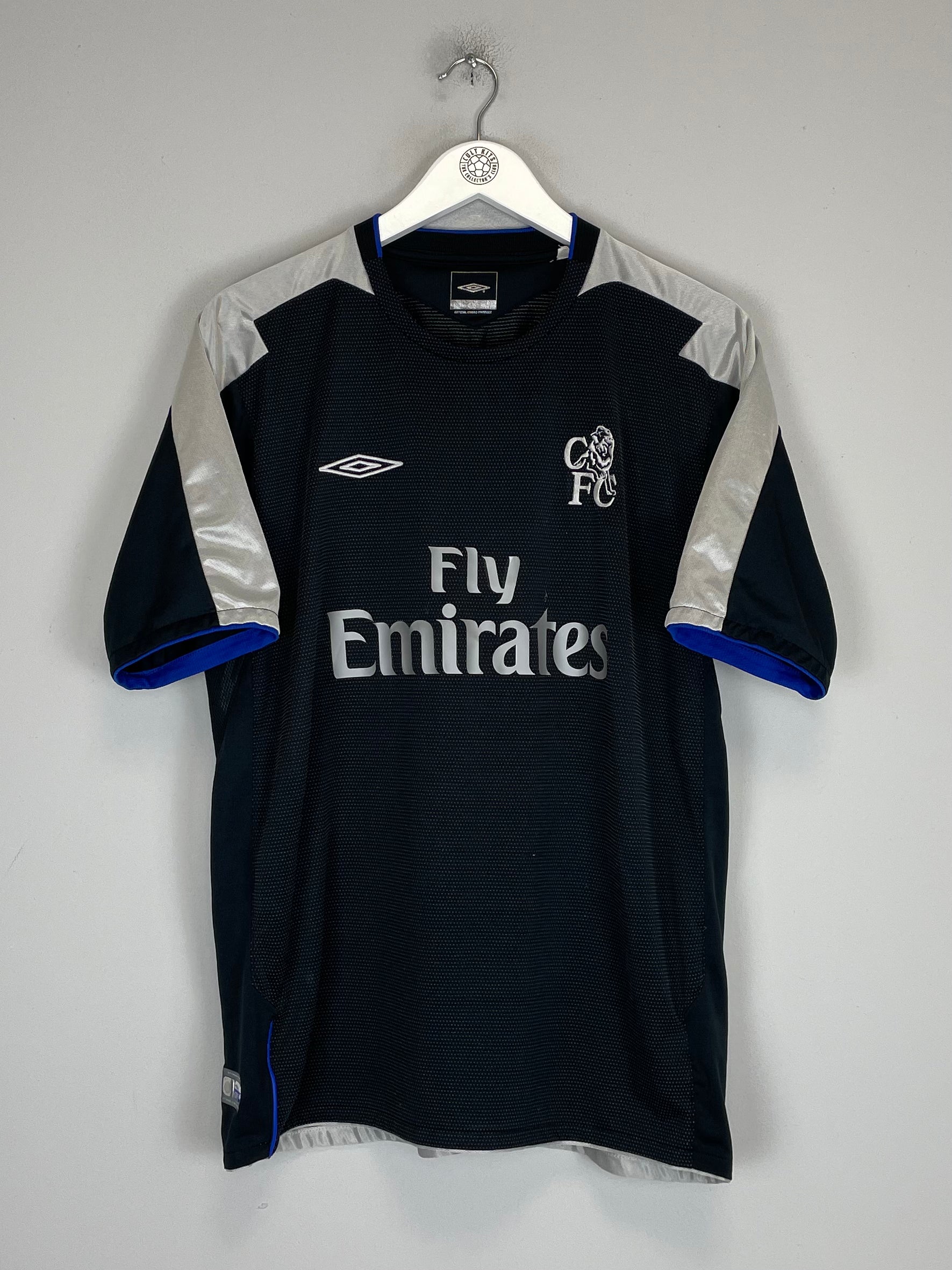 Shop 2004/05 CHELSEA AWAY SHIRT (L) UMBRO, classic football shirts, vintage football shirts & retro soccer jerseys at Cult Kits