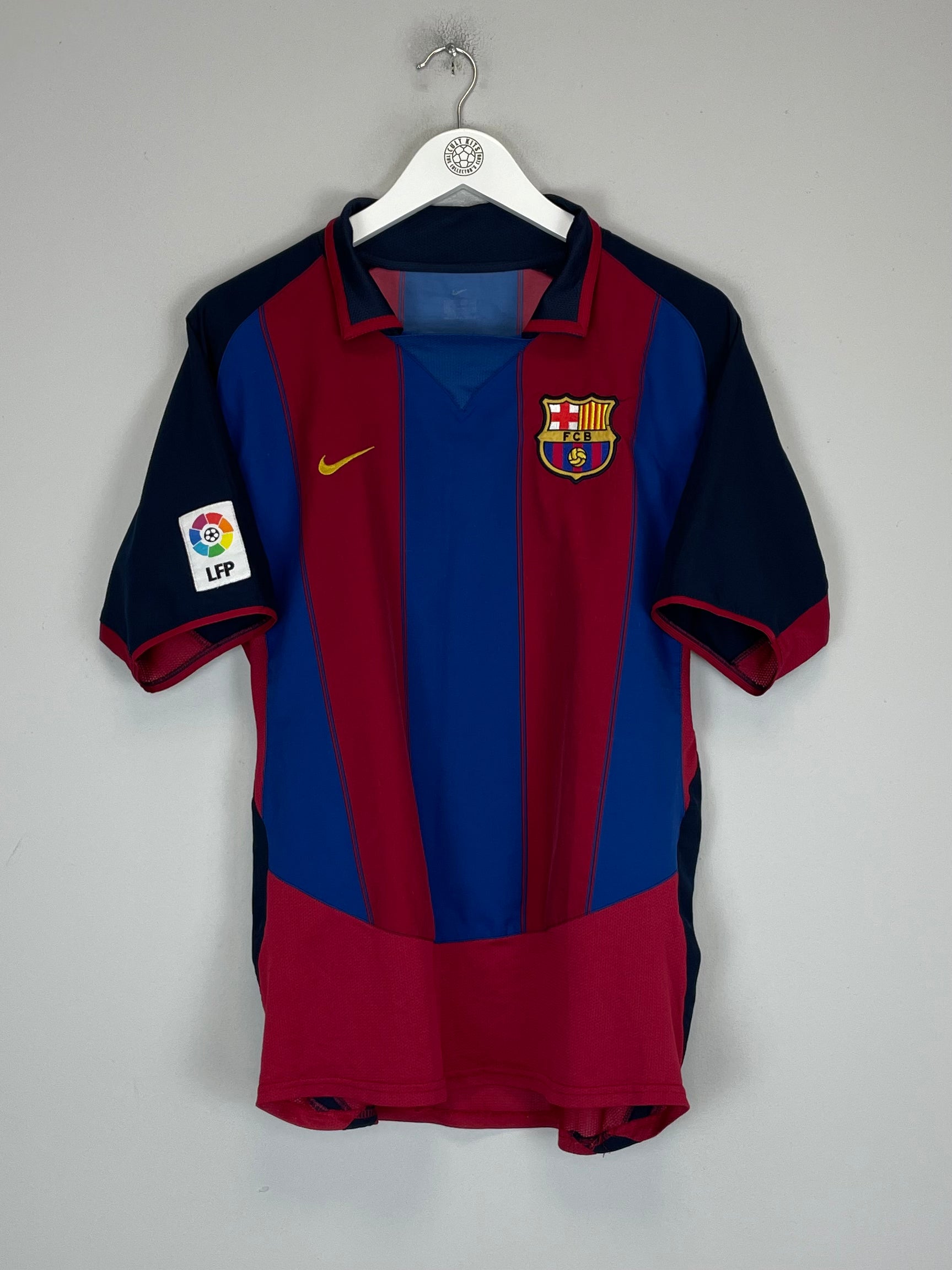 Shop 2003/04 BARCELONA KLUIVERT #9 HOME SHIRT (M) NIKE, classic football shirts, vintage football shirts & retro soccer jerseys at Cult Kits