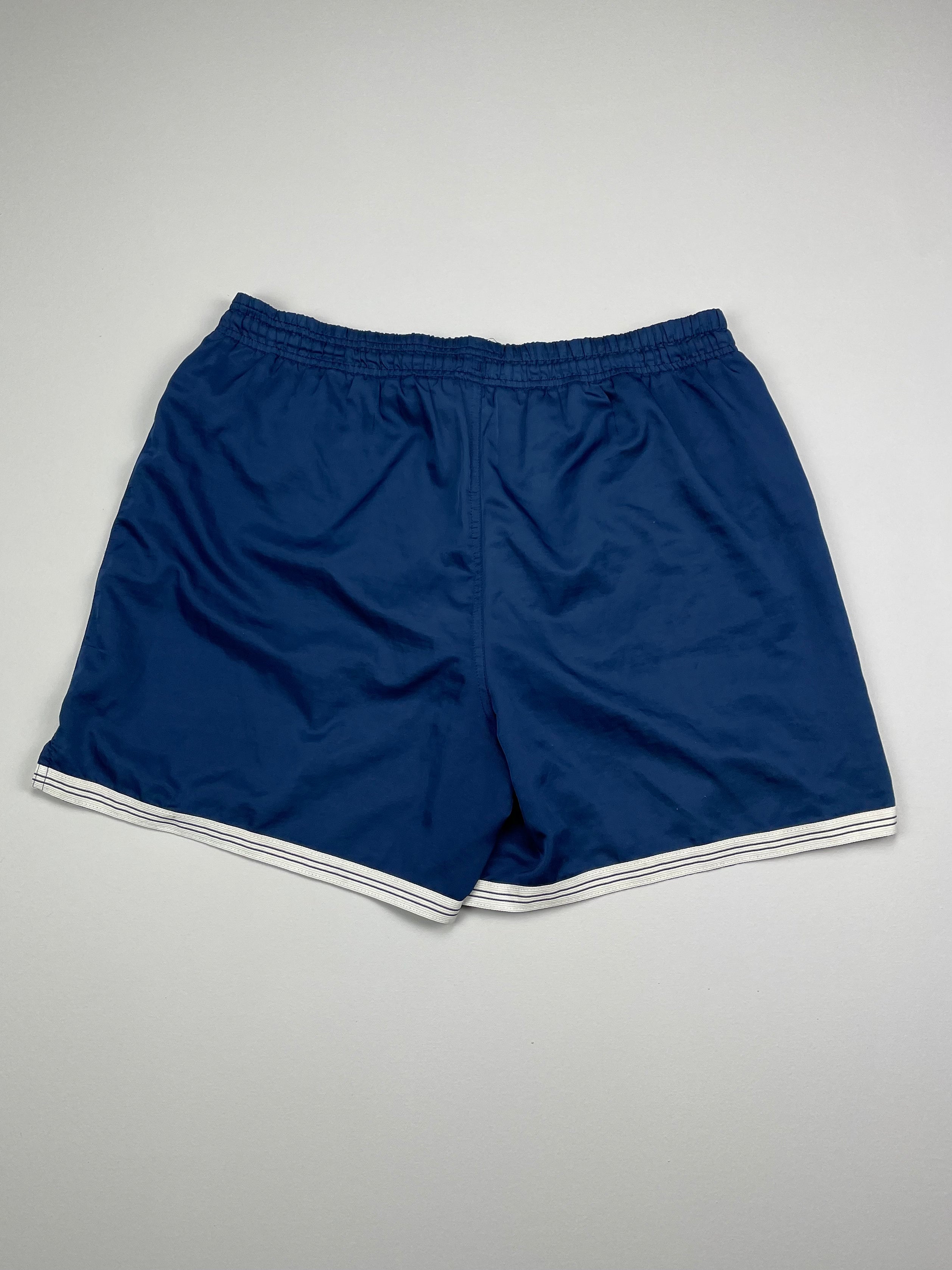 Shop 2000/02 PUMAS SHORTS (XL) NIKE, classic football shirts, vintage football shirts & retro soccer jerseys at Cult Kits