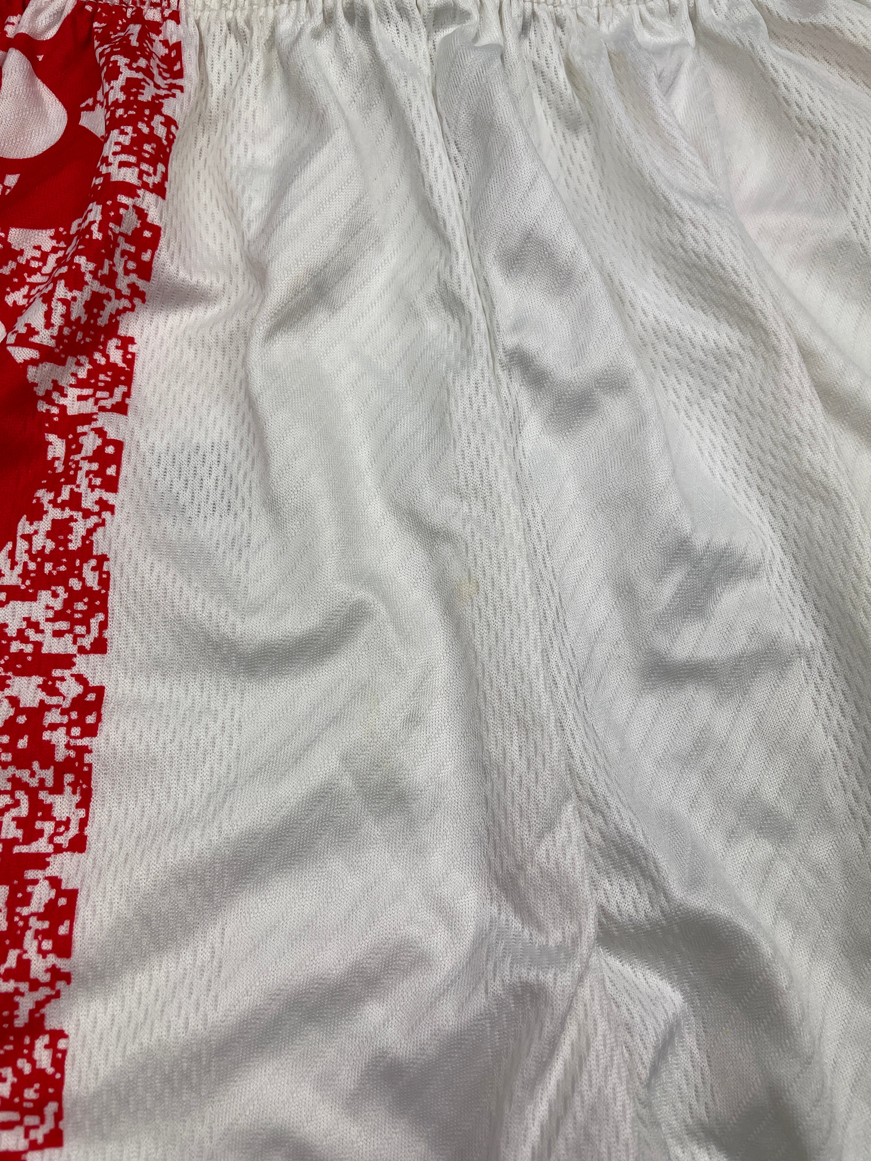 Shop 1996/97 MIDDLESBROUGH HOME SHORTS (L) ERREA, classic football shirts, vintage football shirts & retro soccer jerseys at Cult Kits
