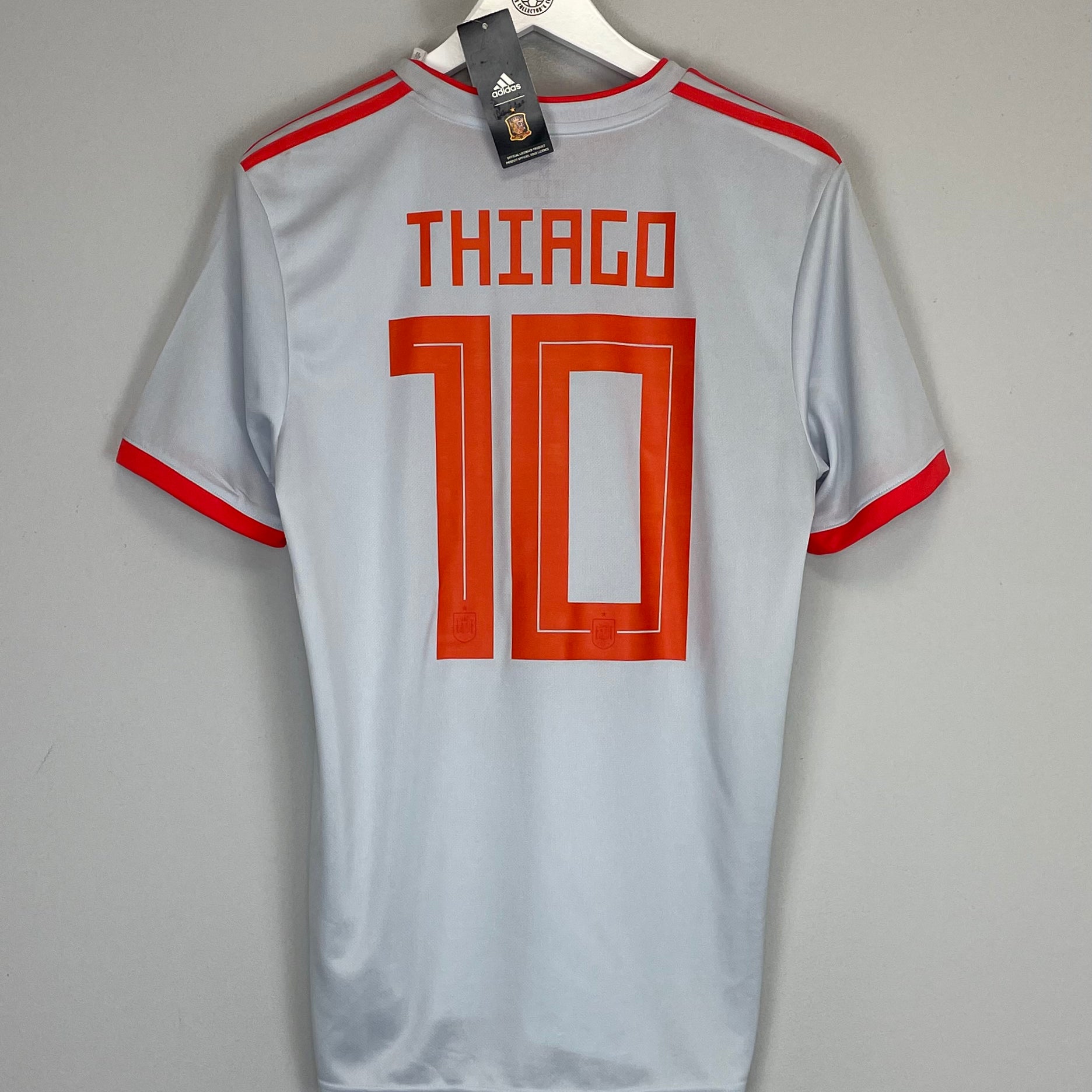Shop 2018/19 SPAIN THIAGO #10 *BNWT* AWAY SHIRT (M) ADIDAS, classic football shirts, vintage football shirts & retro soccer jerseys at Cult Kits