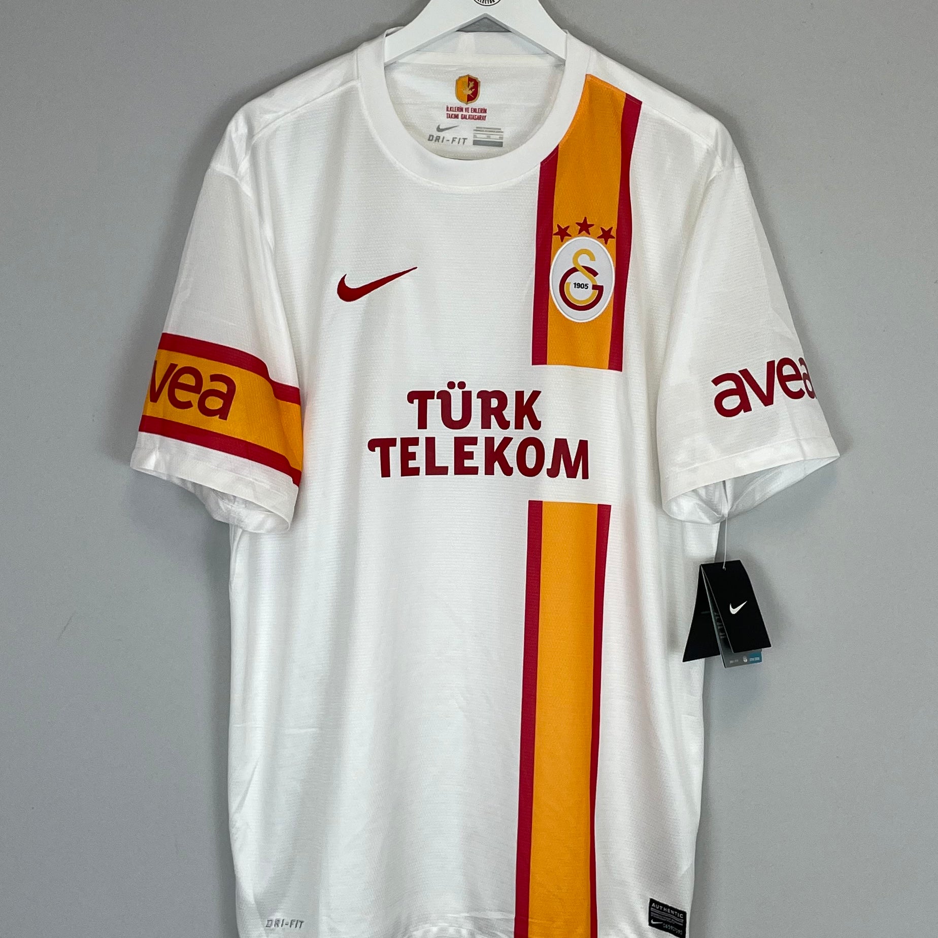 Shop 2012/13 GALATASARAY *BNWT* AWAY SHIRT (XL) NIKE, classic football shirts, vintage football shirts & retro soccer jerseys at Cult Kits
