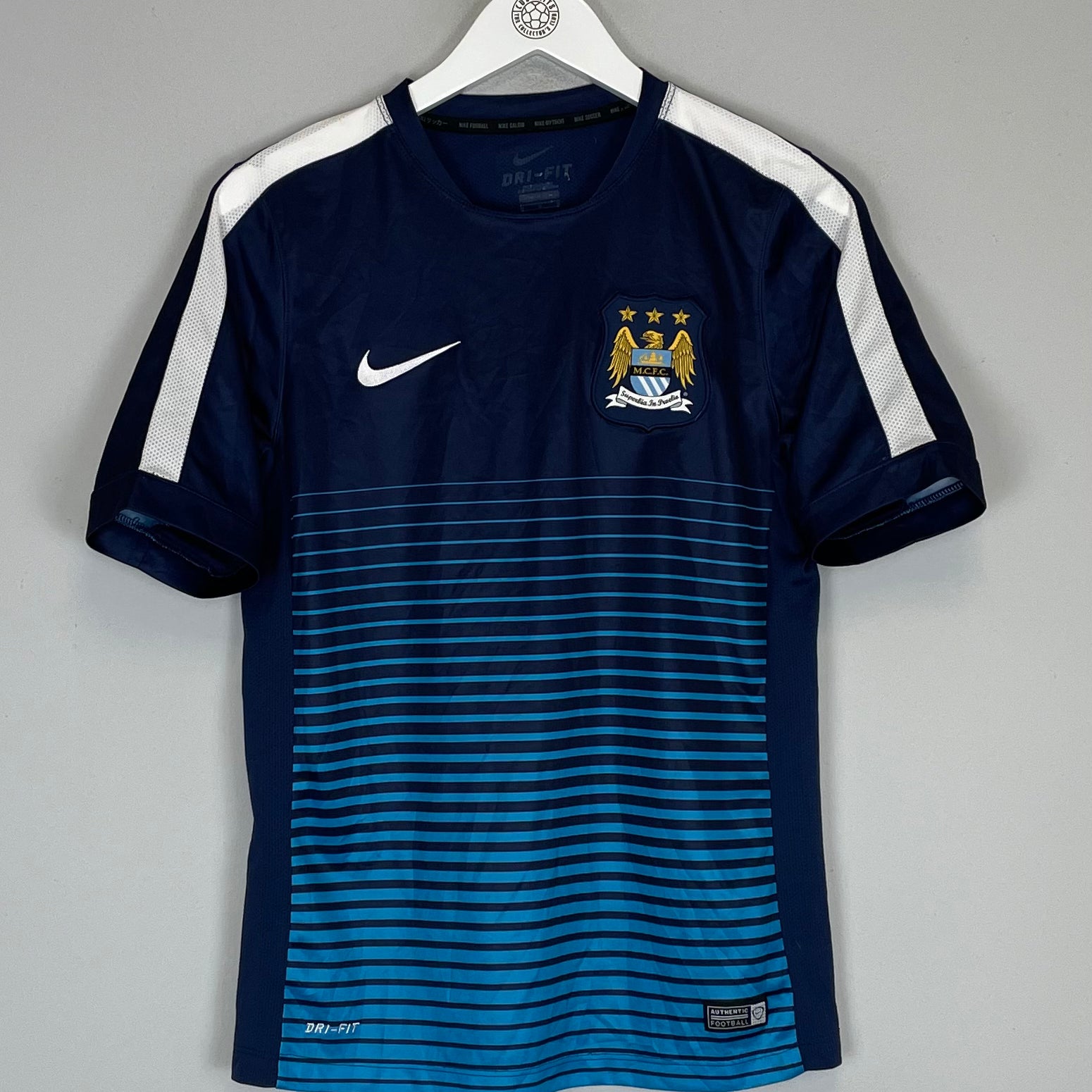 Shop 2014/15 MANCHESTER CITY TRAINING SHIRT (M) NIKE, classic football shirts, vintage football shirts & retro soccer jerseys at Cult Kits