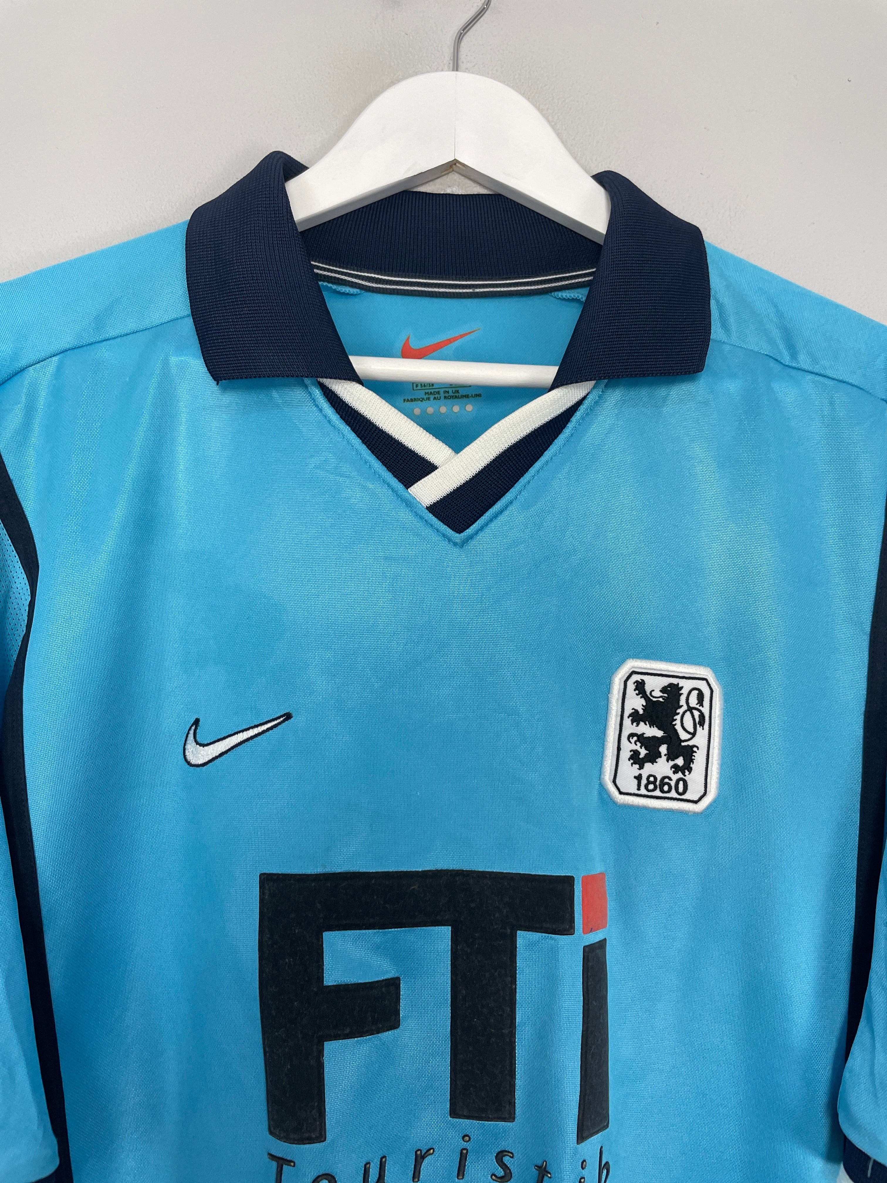Shop 2000/01 1860 MUNICH HOME SHIRT (XL) NIKE, classic football shirts, vintage football shirts & retro soccer jerseys at Cult Kits