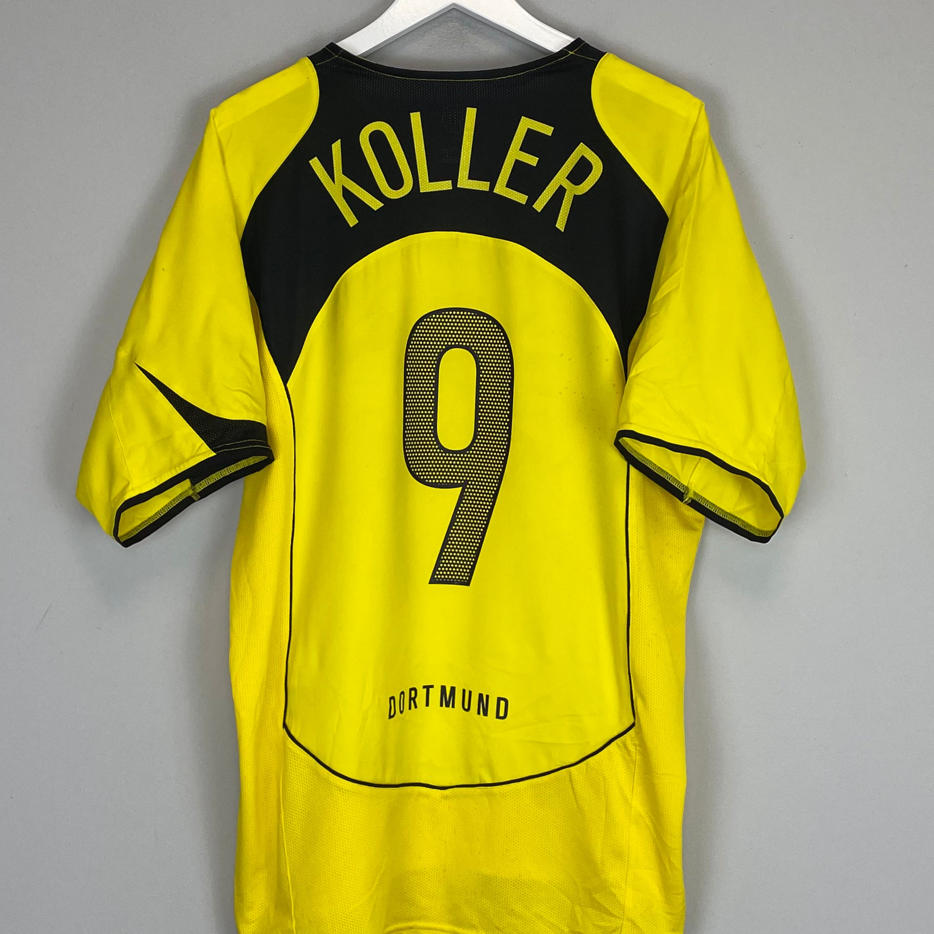 Shop 2004/05 DORTMUND KOLLER #9 HOME SHIRT (XL) NIKE, classic football shirts, vintage football shirts & retro soccer jerseys at Cult Kits