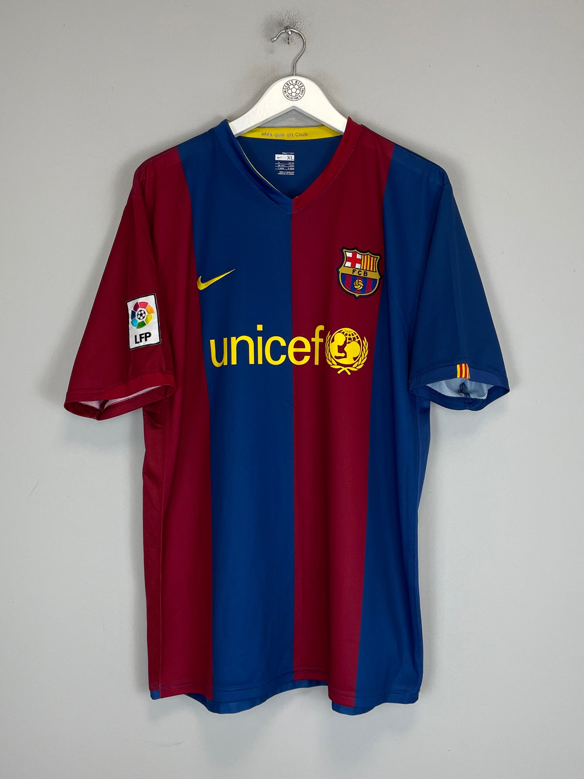 Shop 2006/07 BARCELONA RONALDINHO #10 HOME SHIRT (XL) NIKE, classic football shirts, vintage football shirts & retro soccer jerseys at Cult Kits