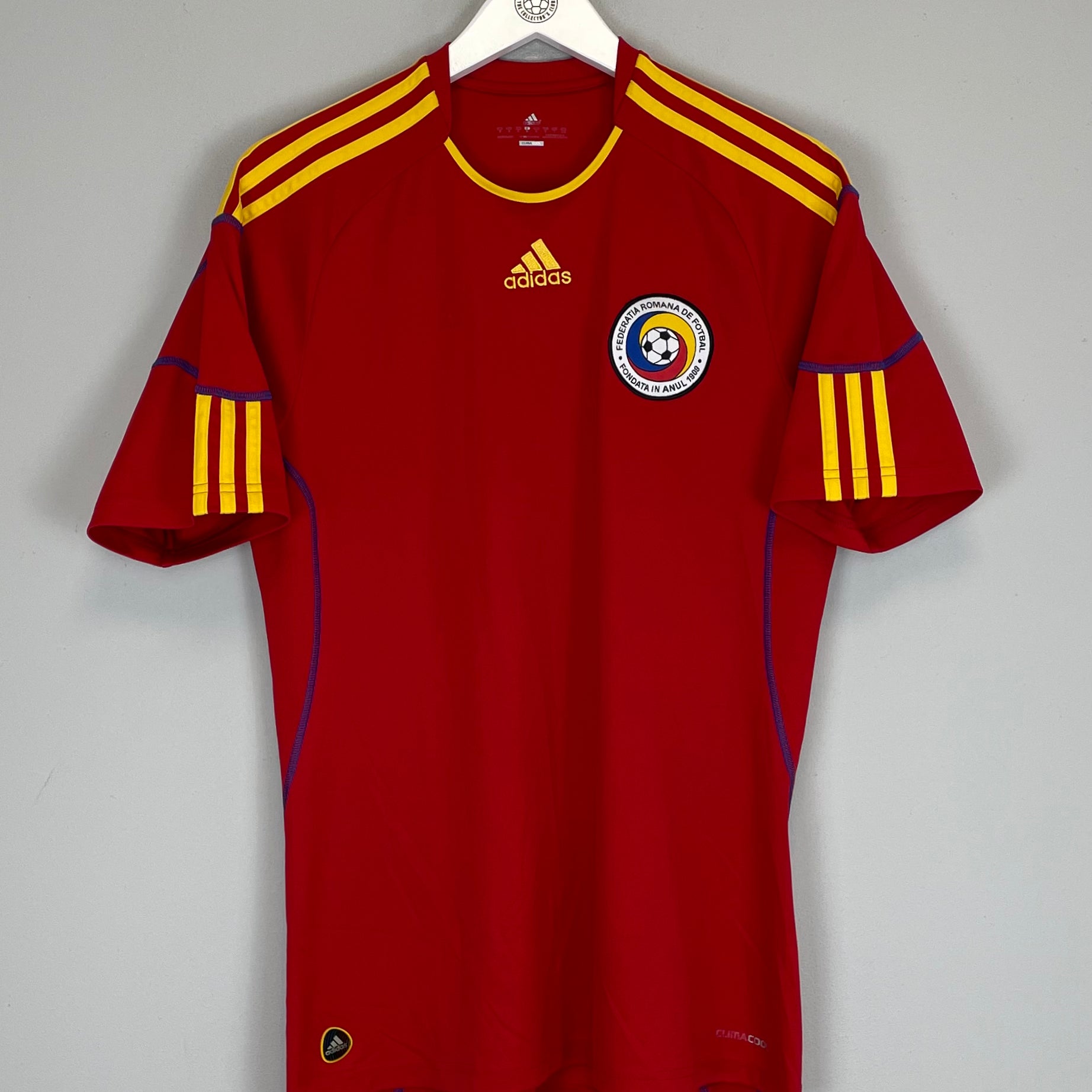 Shop 2010/11 ROMANIA AWAY SHIRT (M) ADIDAS, classic football shirts, vintage football shirts & retro soccer jerseys at Cult Kits