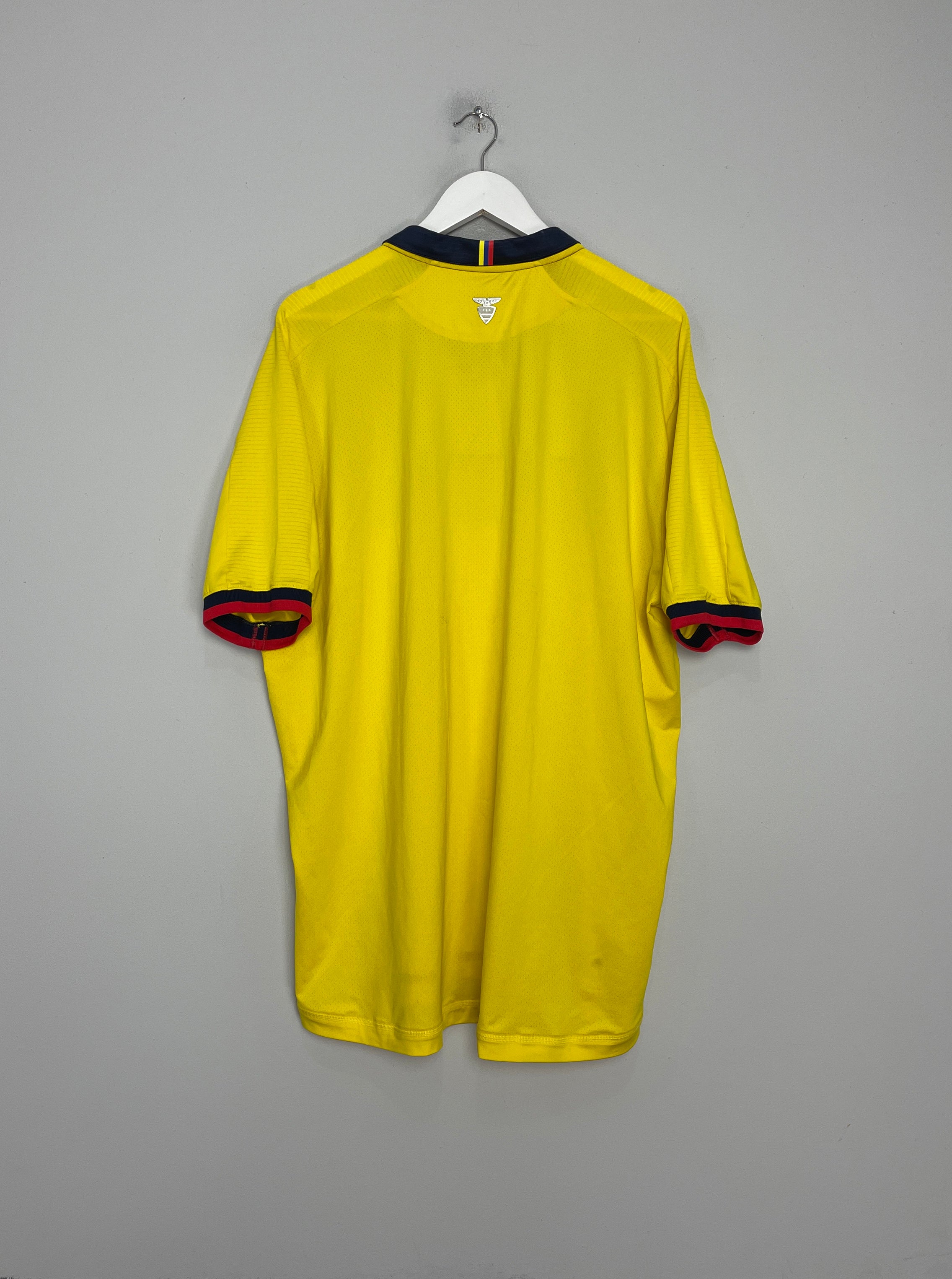 Shop 2019/20 ECUADOR HOME SHIRT (XXXL) MARATHON, classic football shirts, vintage football shirts & retro soccer jerseys at Cult Kits