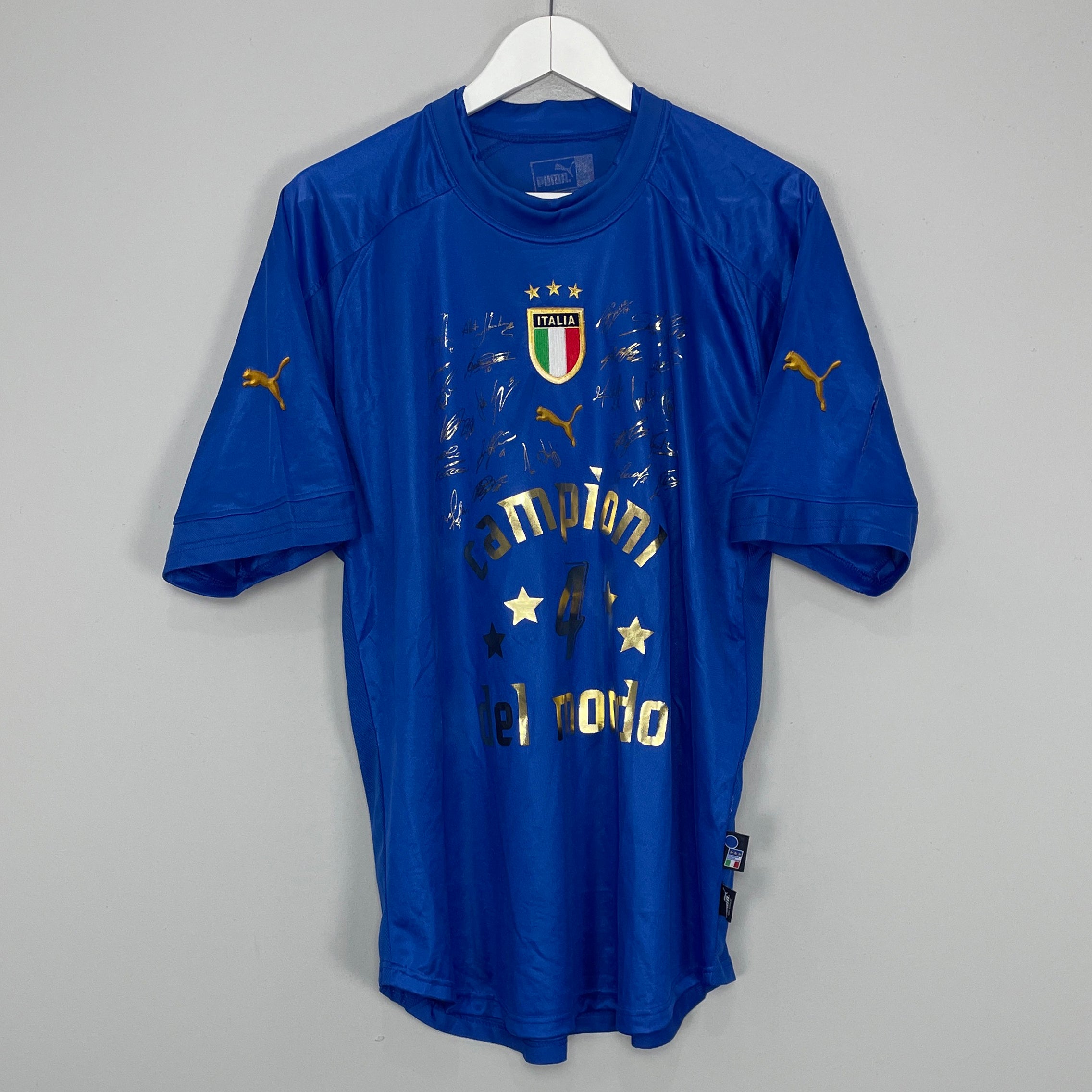 Shop 2004/06 ITALY *CAMPIONI DEL MONDO* HOME SHIRT (L) PUMA, classic football shirts, vintage football shirts & retro soccer jerseys at Cult Kits