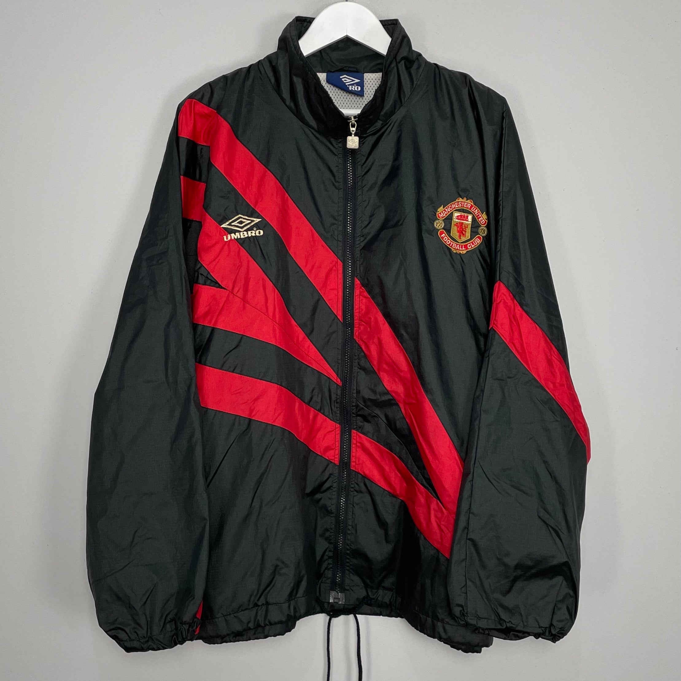 Shop 1992/93 MANCHESTER UNITED TRACK JACKET (XL) UMBRO, classic football shirts, vintage football shirts & retro soccer jerseys at Cult Kits