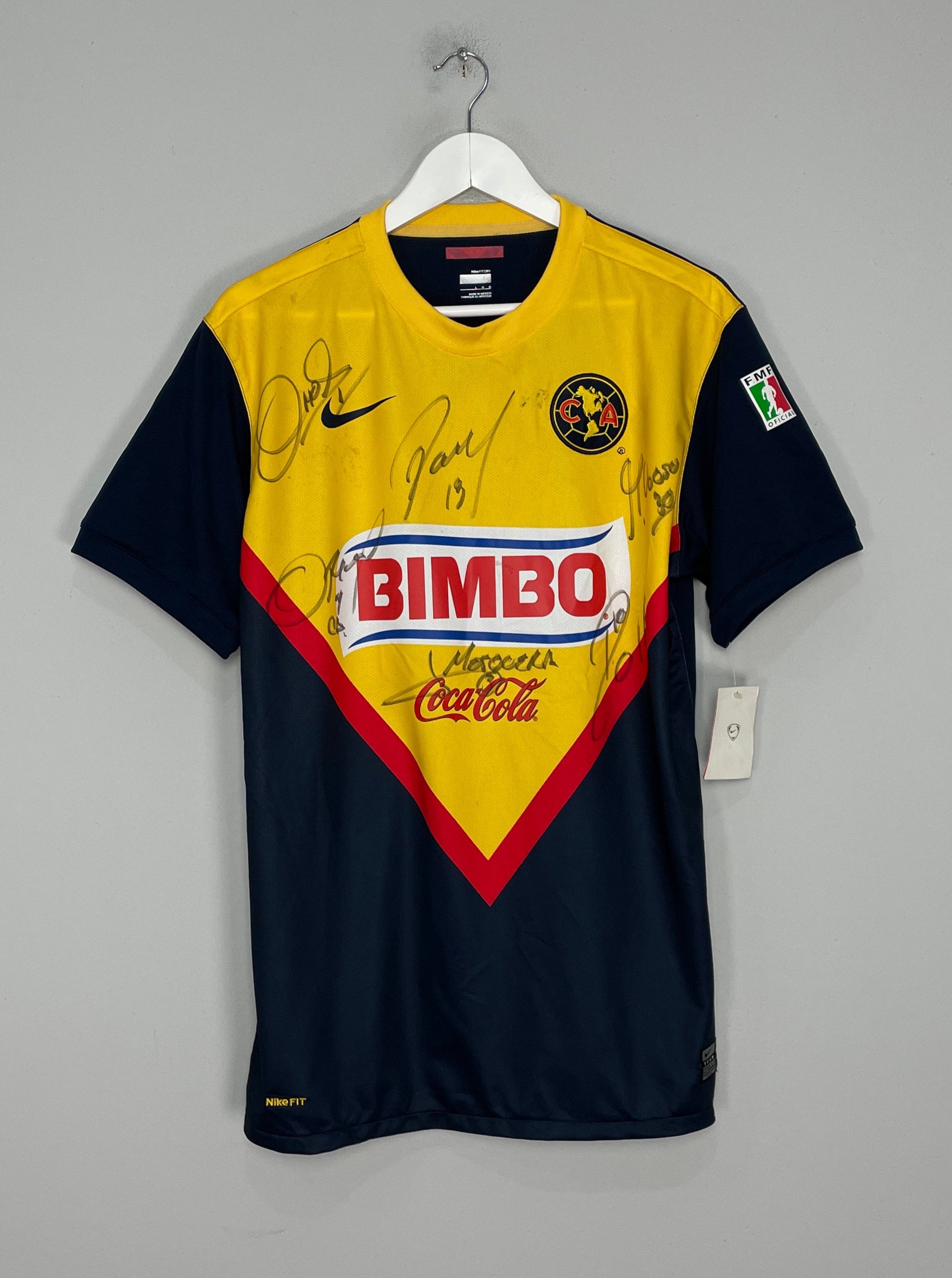 Shop 2011/12 CLUB AMERICA *SQUAD SIGNED* BNWT HOME SHIRT (L) NIKE, classic football shirts, vintage football shirts & retro soccer jerseys at Cult Kits