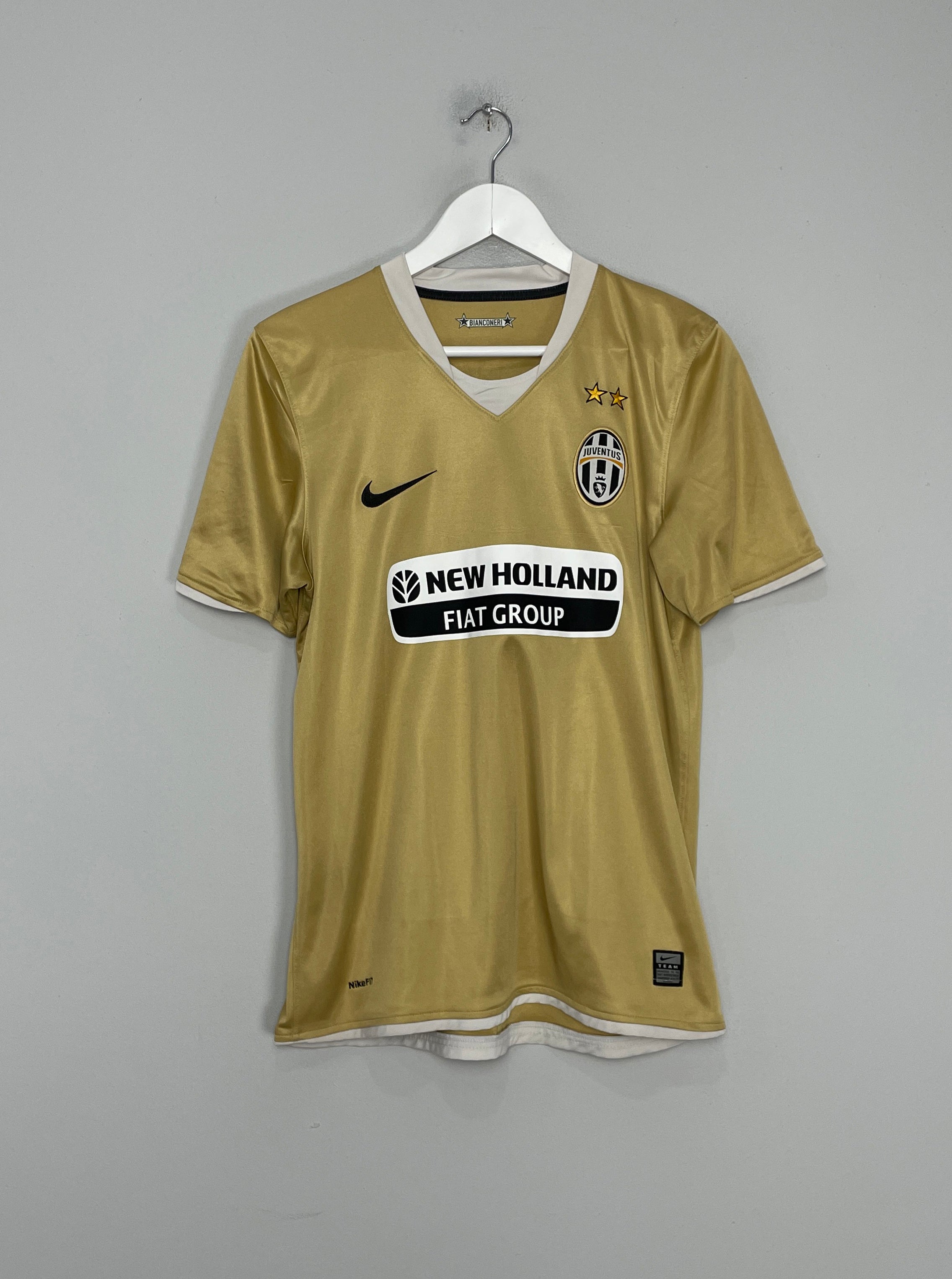 Shop 2008/09 JUVENTUS DEL PIERO #10 HOME SHIRT (M) NIKE, classic football shirts, vintage football shirts & retro soccer jerseys at Cult Kits