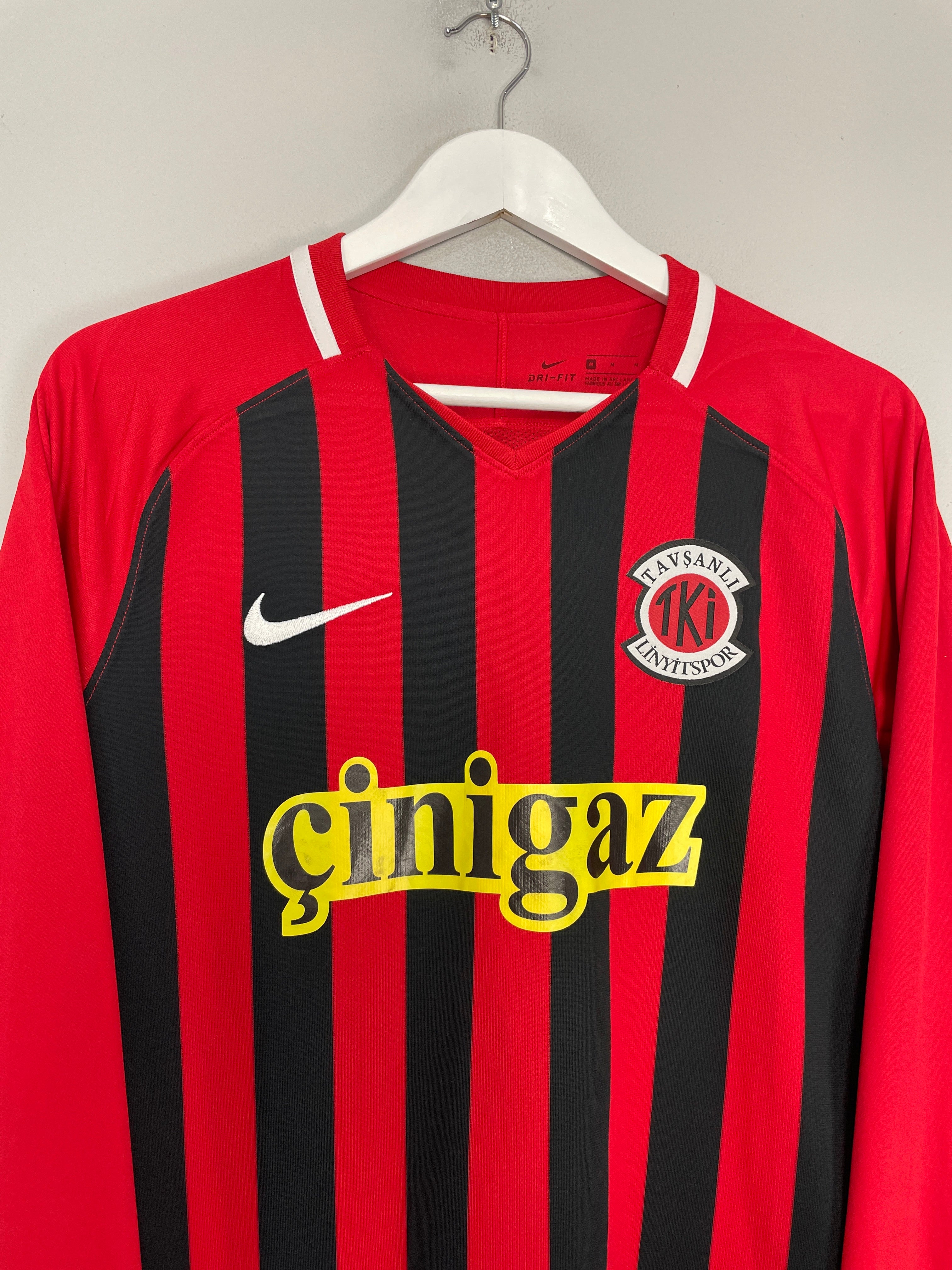 Shop 2017/18 TAVSANLI LINYITSPOR AYDEMIR #64 L/S HOME SHIRT (M) NIKE, classic football shirts, vintage football shirts & retro soccer jerseys at Cult Kits