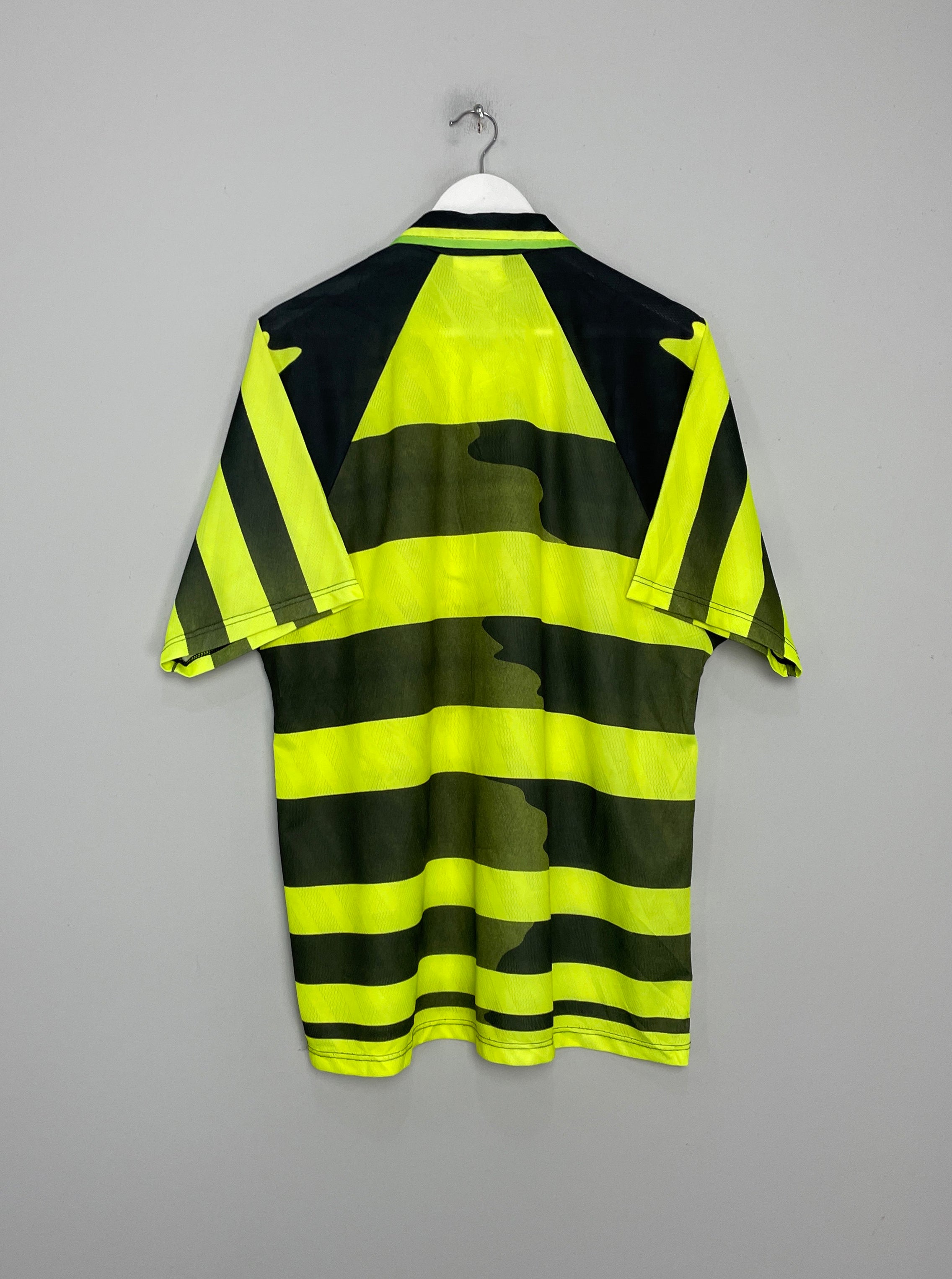 Shop 1996/97 CELTIC AWAY SHIRT (XL) UMBRO, classic football shirts, vintage football shirts & retro soccer jerseys at Cult Kits