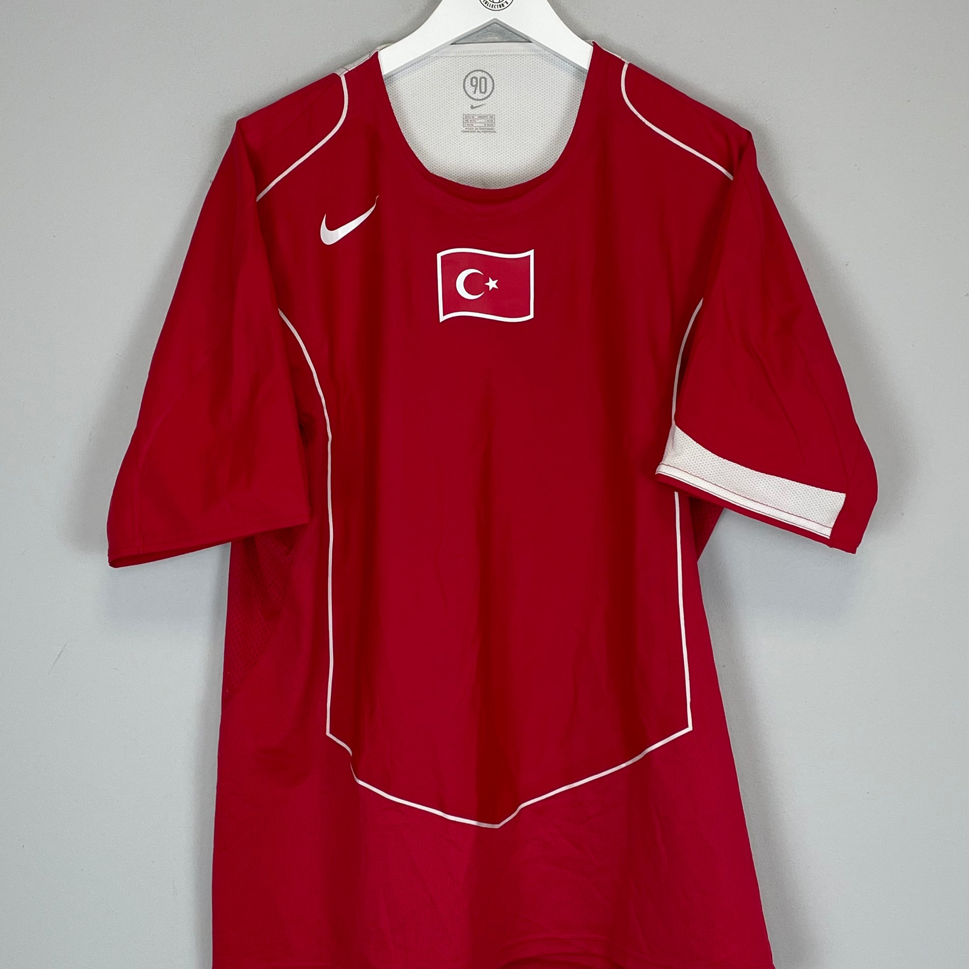 Shop 2004/06 TURKEY HOME SHIRT (XL) NIKE, classic football shirts, vintage football shirts & retro soccer jerseys at Cult Kits