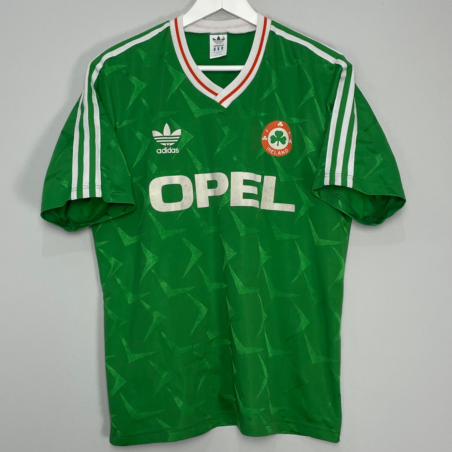Shop 1990/92 IRELAND HOME SHIRT (XL) ADIDAS, classic football shirts, vintage football shirts & retro soccer jerseys at Cult Kits