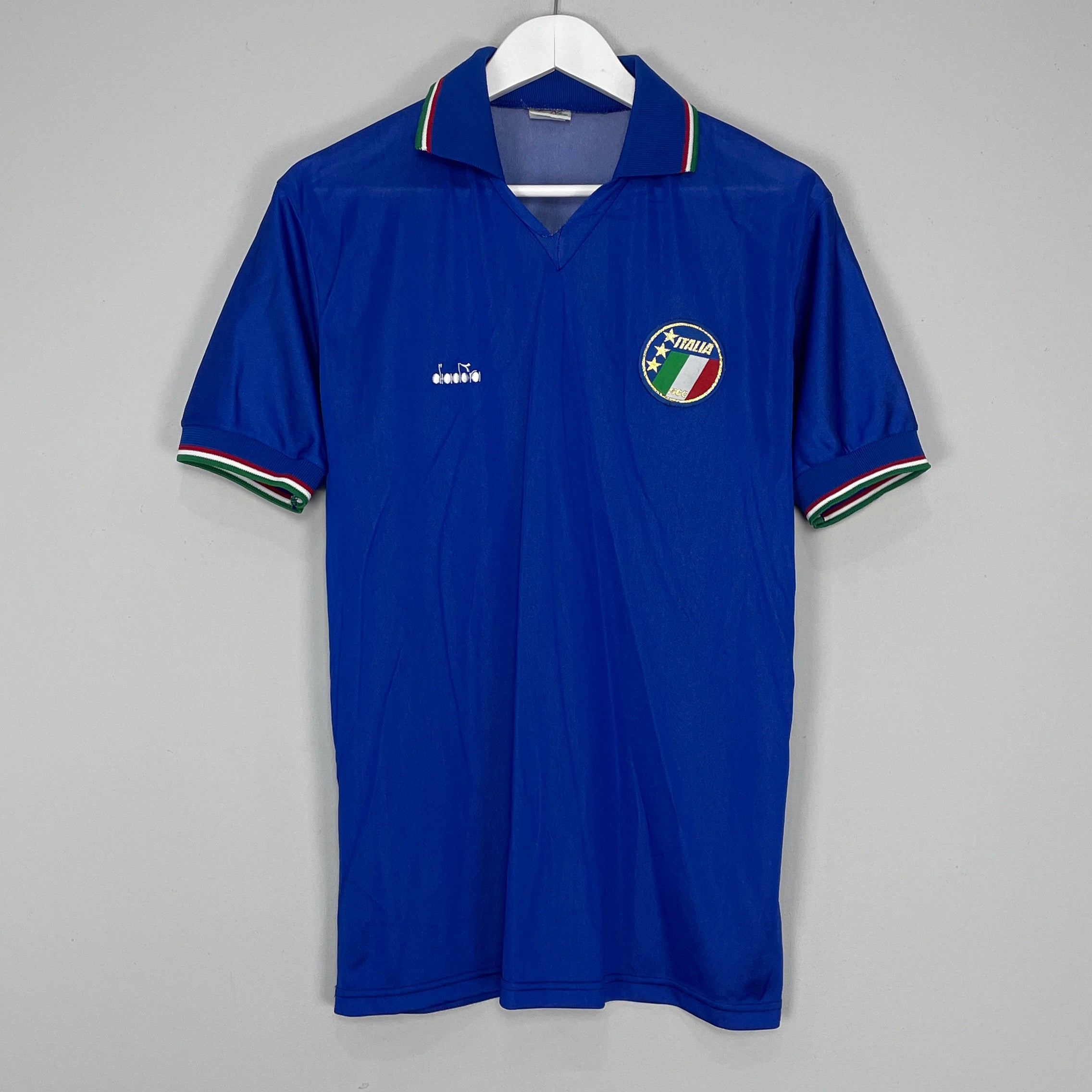 Shop 1986/90 ITALY HOME SHIRT (L) DIADORA, classic football shirts, vintage football shirts & retro soccer jerseys at Cult Kits
