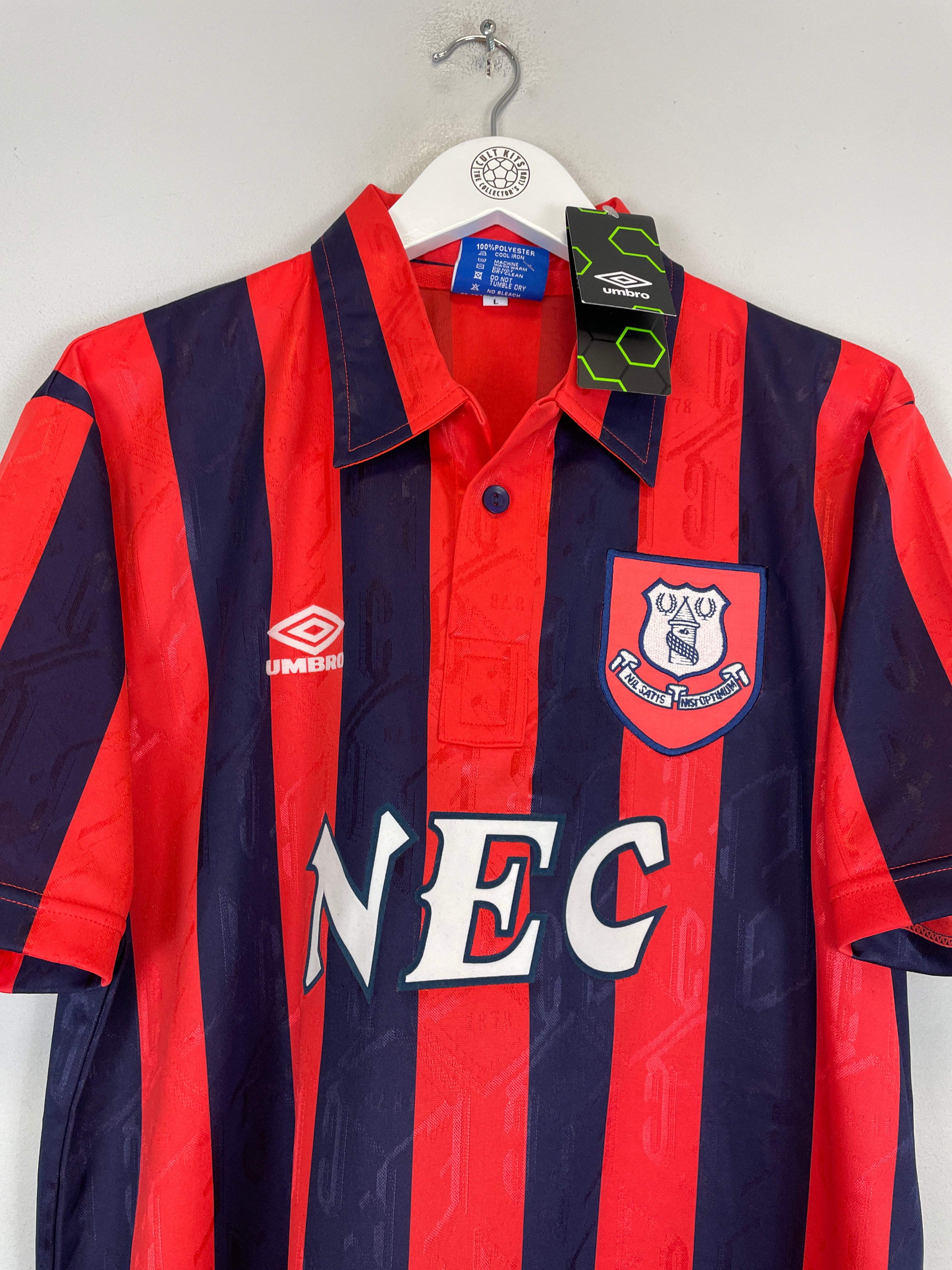Shop 1992/94 EVERTON *BNWT* RE-ISSUE AWAY SHIRT (L) UMBRO, classic football shirts, vintage football shirts & retro soccer jerseys at Cult Kits