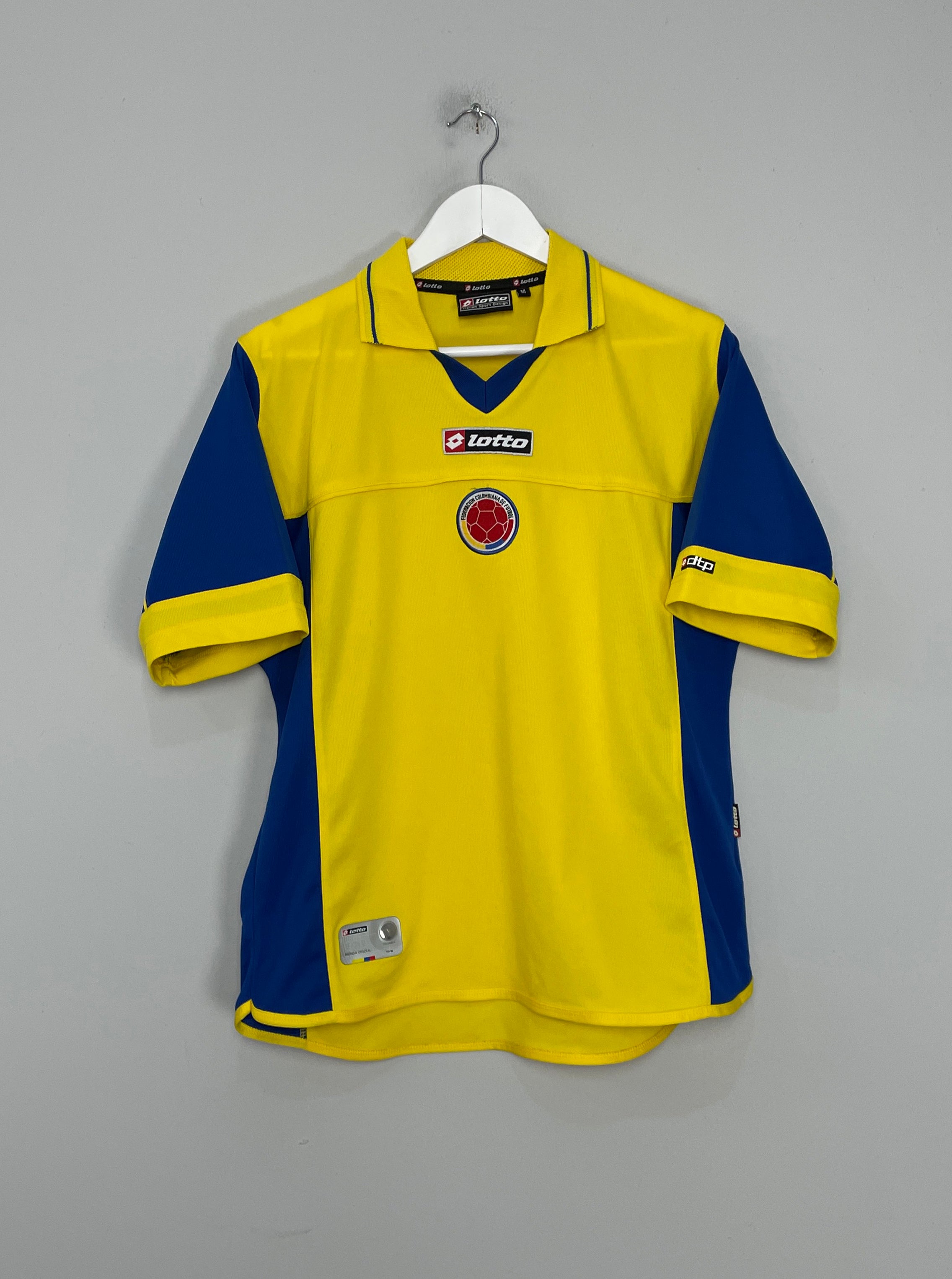 Shop 2003/04 COLOMBIA HOME SHIRT (M) LOTTO, classic football shirts, vintage football shirts & retro soccer jerseys at Cult Kits
