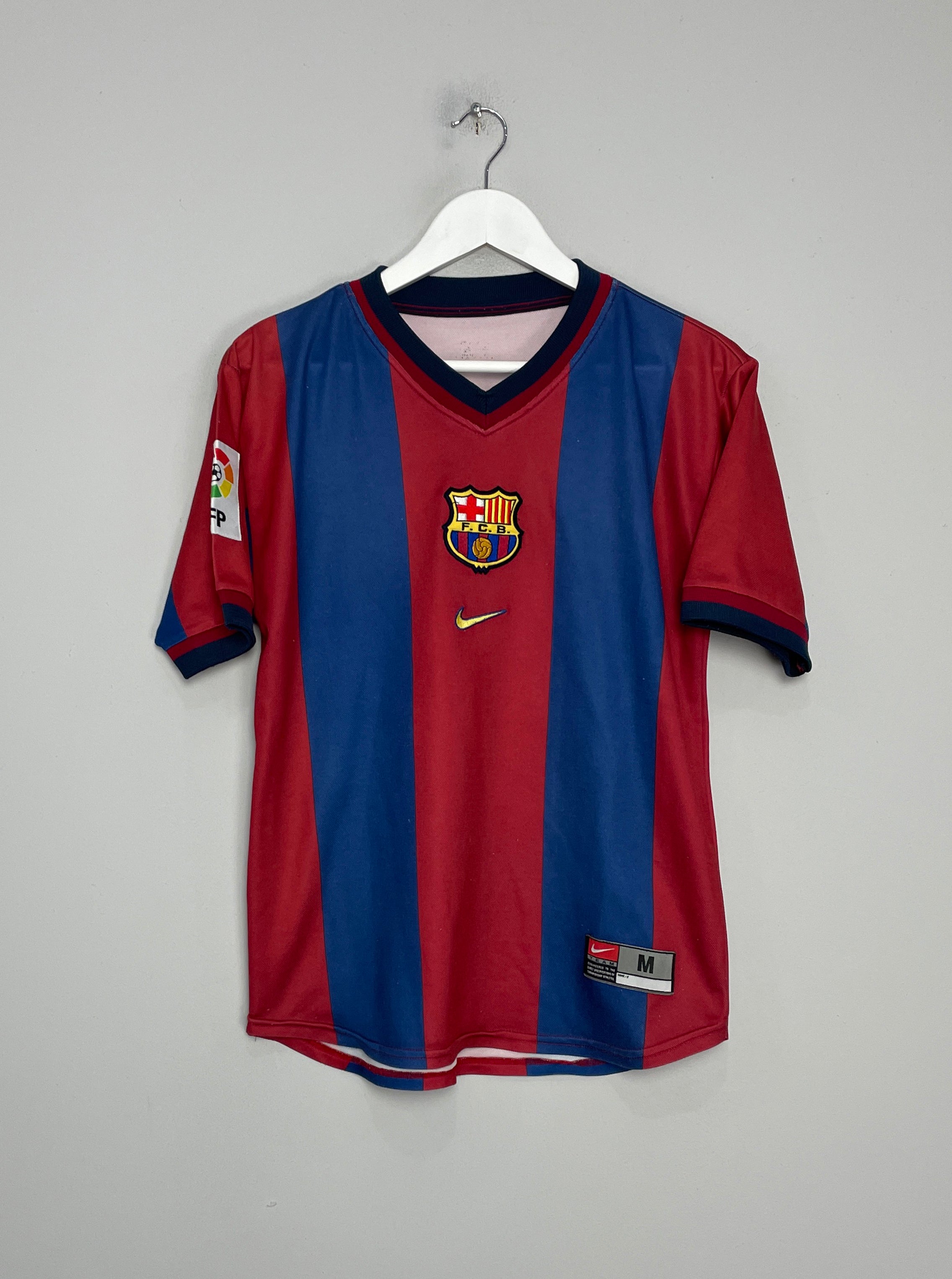 Shop 1998/00 BARCELONA HOME SHIRT (M) NIKE, classic football shirts, vintage football shirts & retro soccer jerseys at Cult Kits