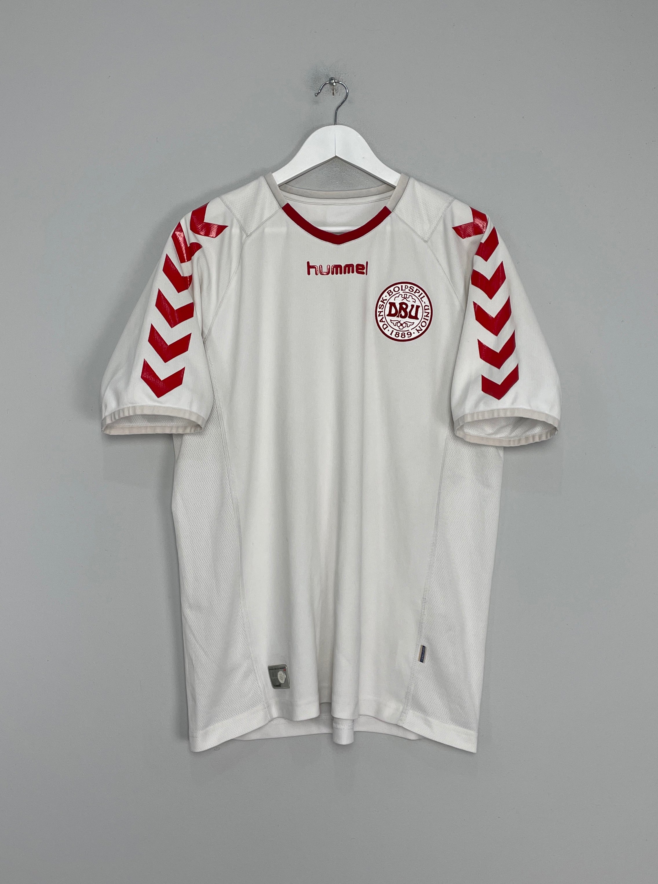 Shop 2003/04 DENMARK AWAY SHIRT (L) HUMMEL, classic football shirts, vintage football shirts & retro soccer jerseys at Cult Kits