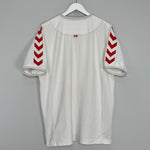 Shop 2003/04 DENMARK AWAY SHIRT (L) HUMMEL, classic football shirts, vintage football shirts & retro soccer jerseys at Cult Kits