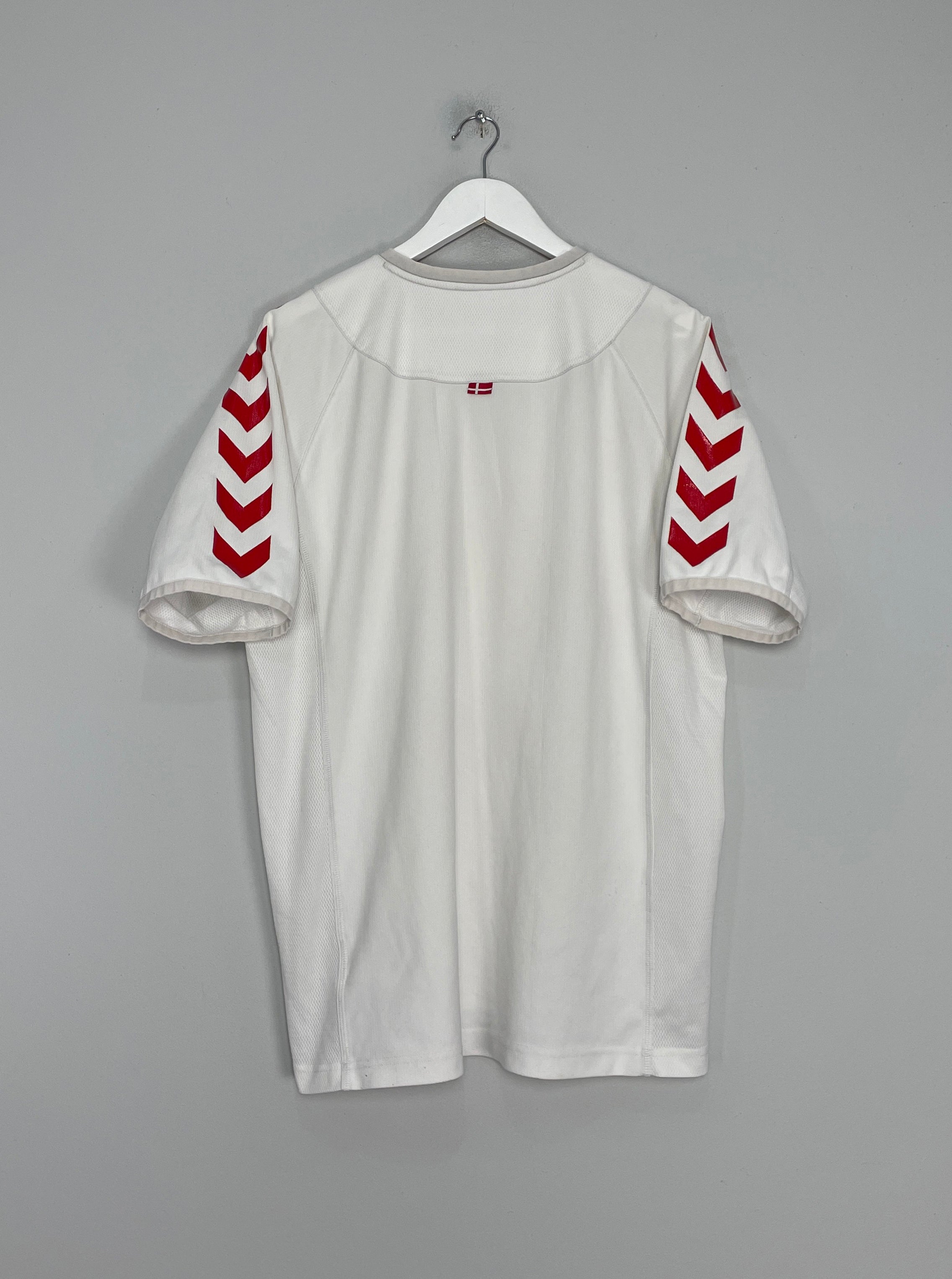 Shop 2003/04 DENMARK AWAY SHIRT (L) HUMMEL, classic football shirts, vintage football shirts & retro soccer jerseys at Cult Kits