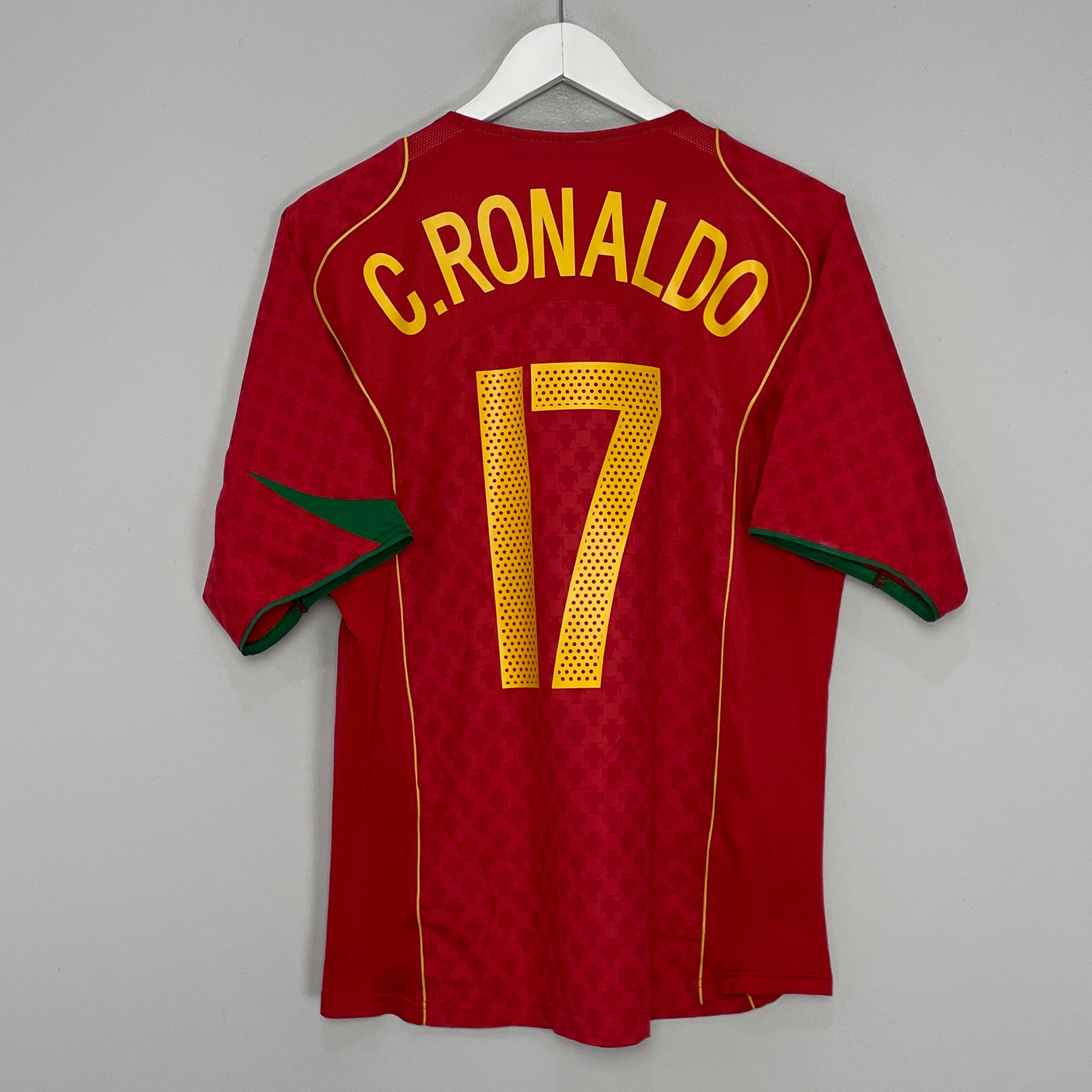 Shop 2004/06 PORTUGAL C.RONALDO #17 HOME SHIRT (M) NIKE, classic football shirts, vintage football shirts & retro soccer jerseys at Cult Kits