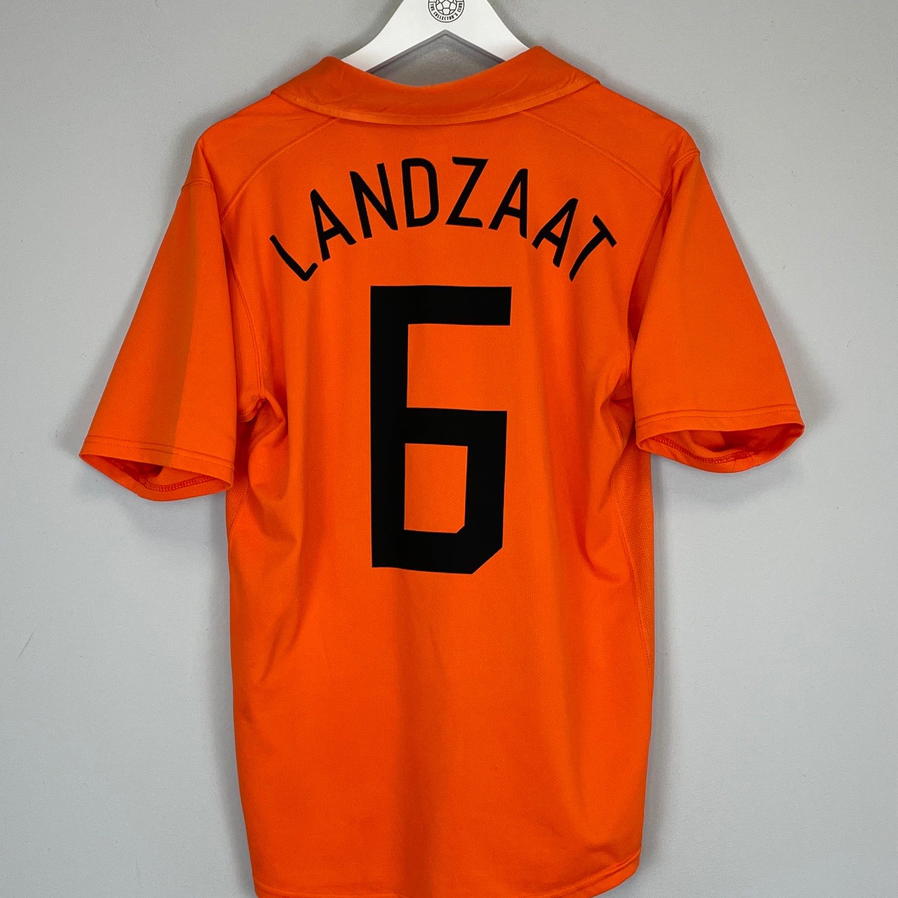 Shop 2006/08 NETHERLANDS LANDZAAT #6 HOME SHIRT (M) NIKE, classic football shirts, vintage football shirts & retro soccer jerseys at Cult Kits