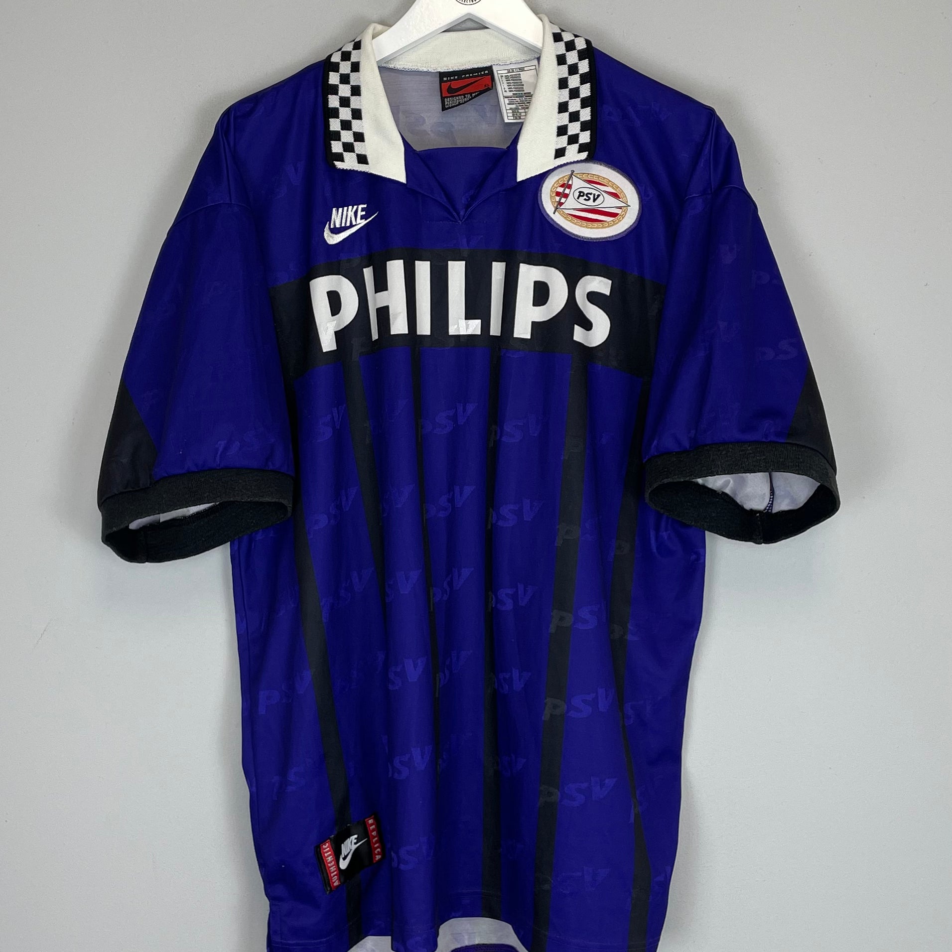 Shop 1995/96 PSV AWAY SHIRT (XL) NIKE, classic football shirts, vintage football shirts & retro soccer jerseys at Cult Kits