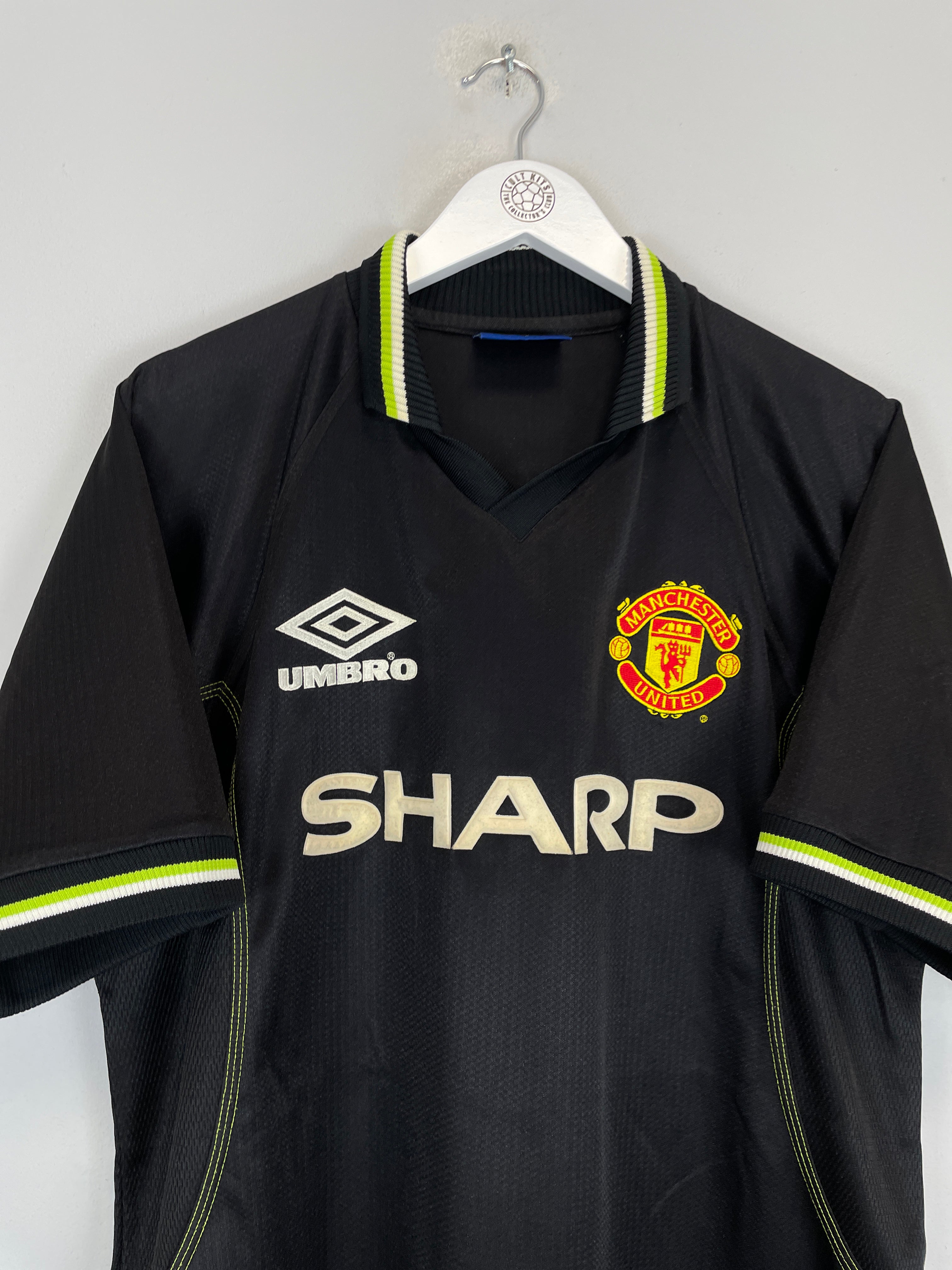 Shop 1998/99 MANCHESTER UNITED KEANE #16 THIRD SHIRT (L) UMBRO, classic football shirts, vintage football shirts & retro soccer jerseys at Cult Kits