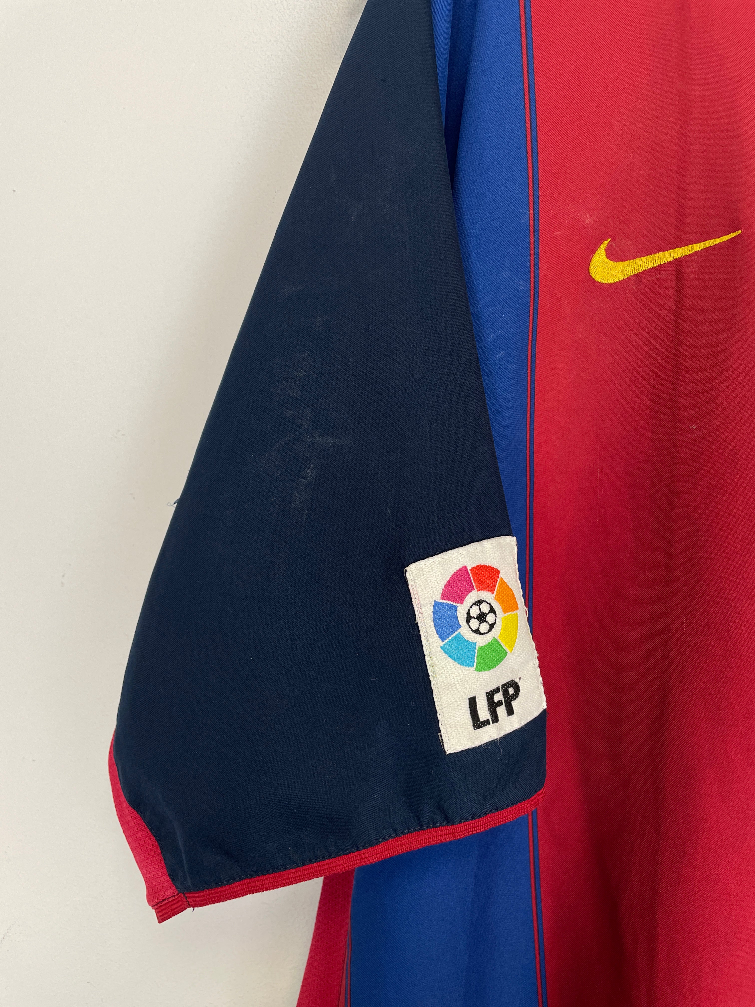 Shop 2003/04 BARCELONA RONALDINHO #10 HOME SHIRT (L) NIKE, classic football shirts, vintage football shirts & retro soccer jerseys at Cult Kits